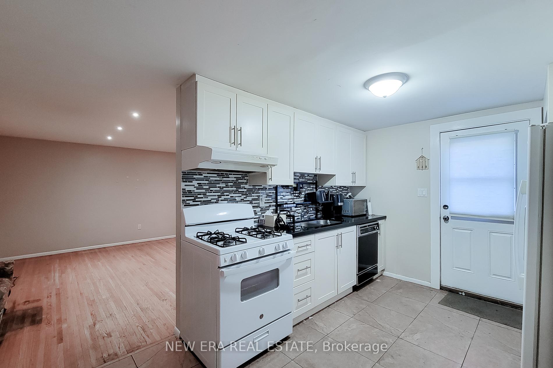 Photo 33 of 1 Vera Court, Hamilton, Corman — HOMEH