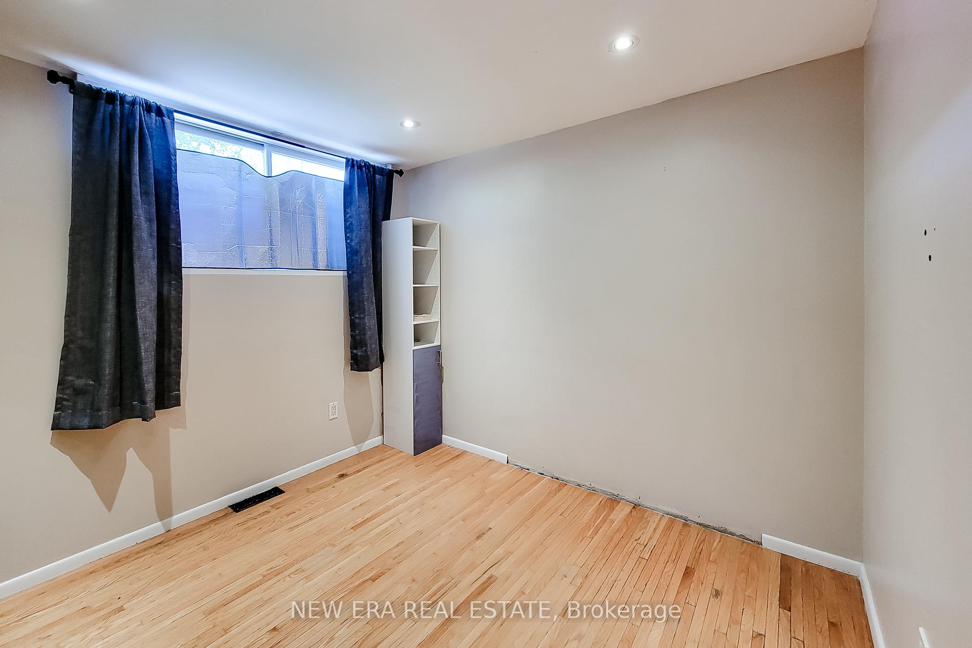 Photo 39 of 1 Vera Court, Hamilton, Corman — HOMEH