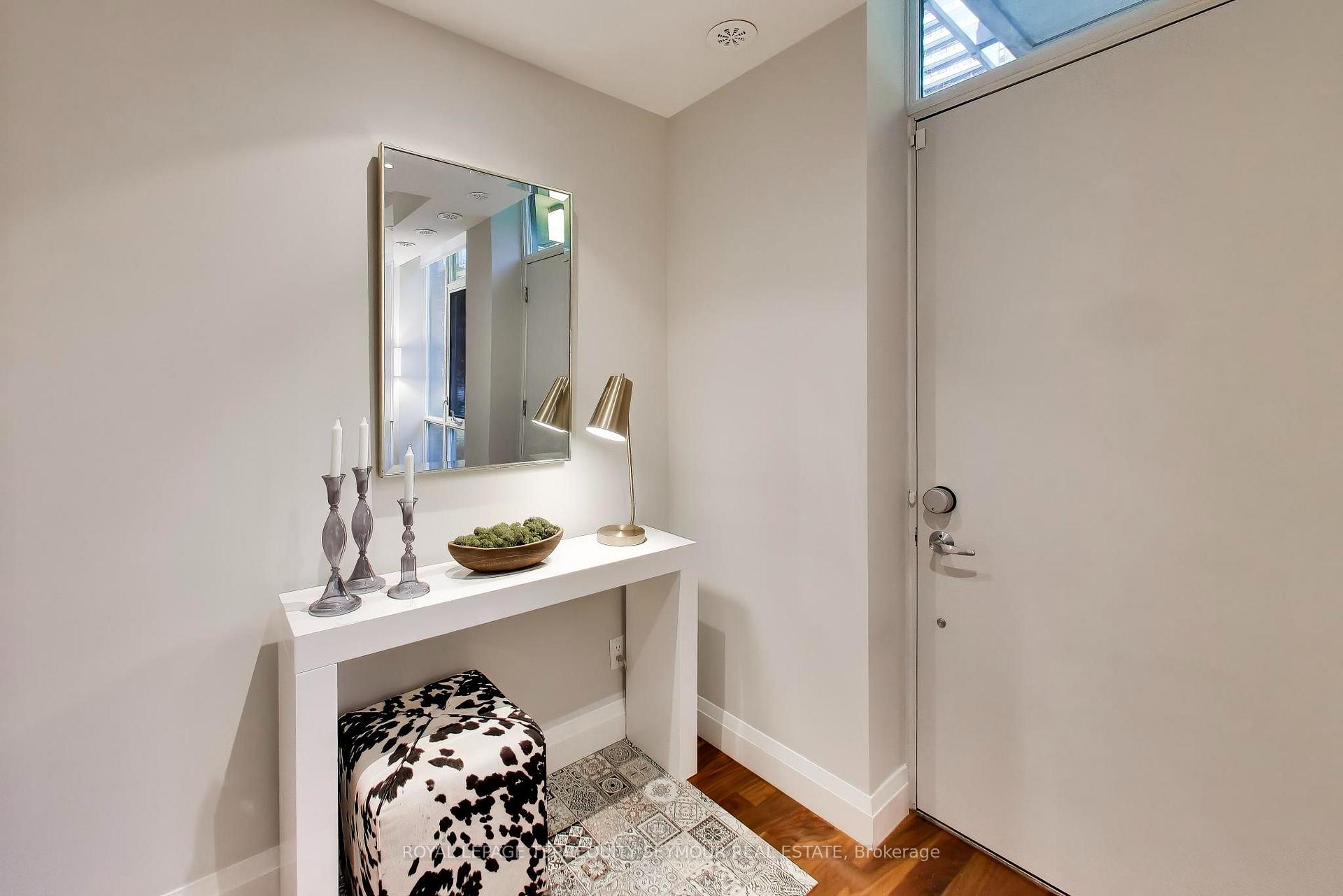 Photo 3 of Unit 17, 79 Redpath Avenue, Toronto, Mount Pleasant West — HOMEH