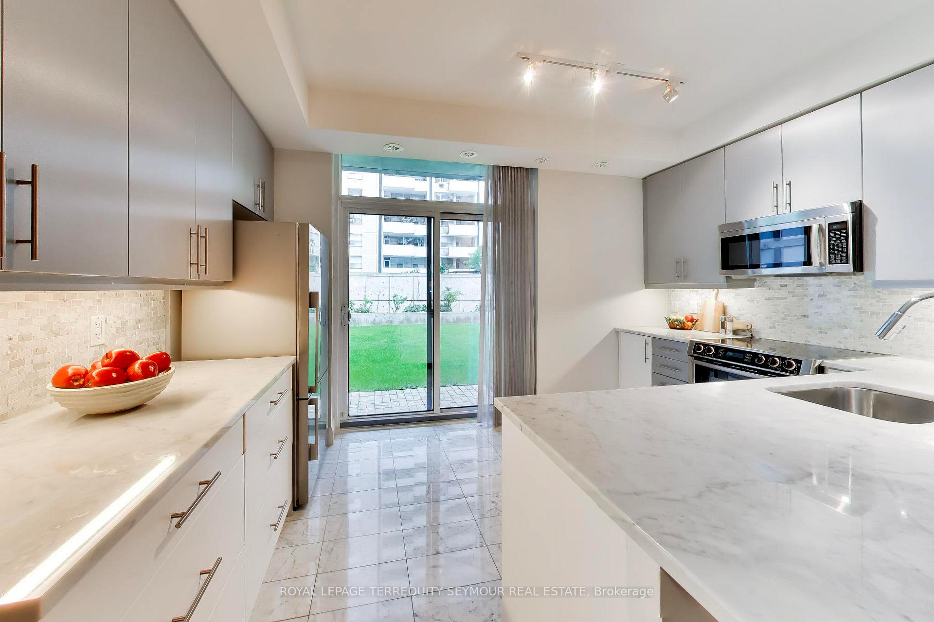 Photo 11 of Unit 17, 79 Redpath Avenue, Toronto, Mount Pleasant West — HOMEH