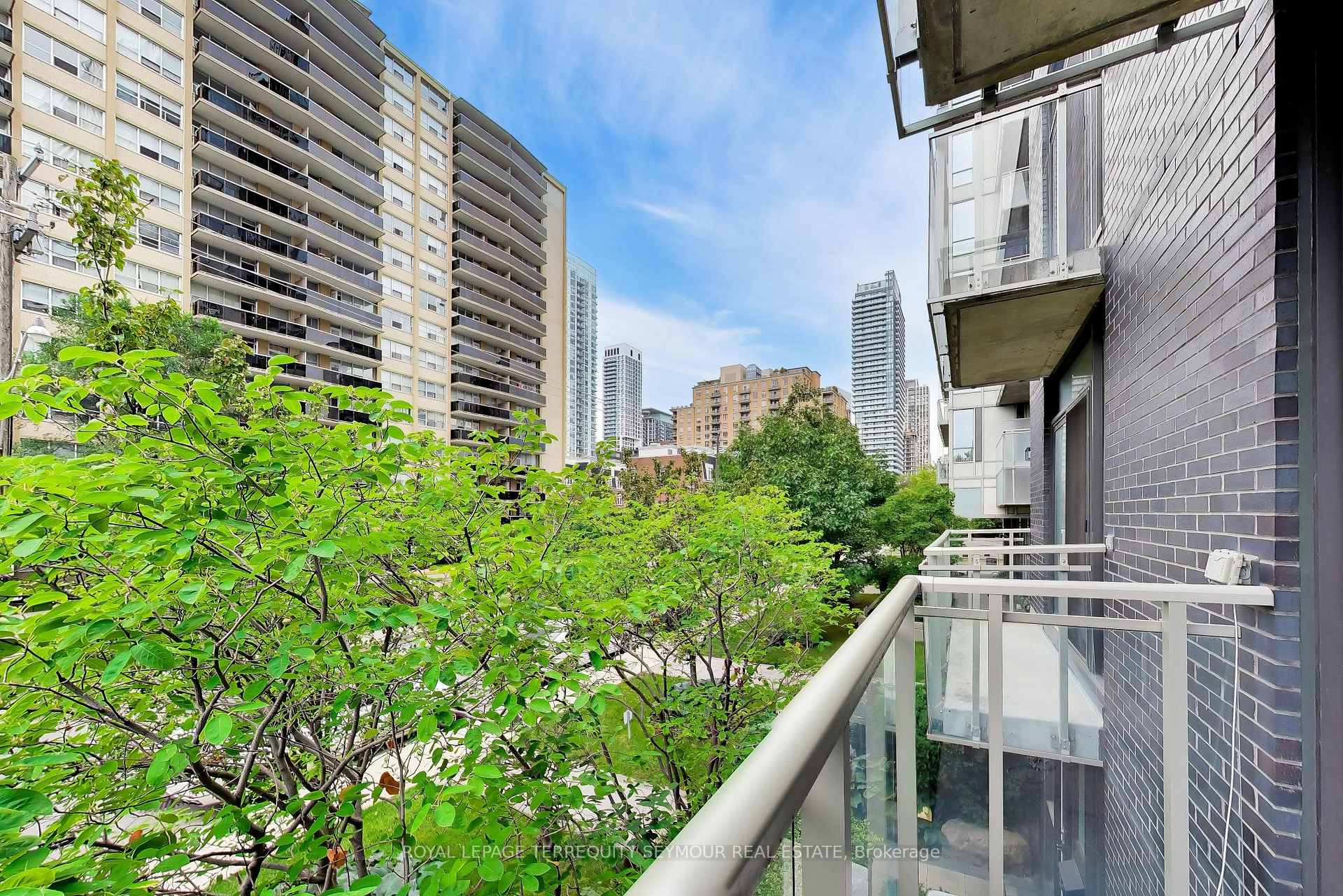 Photo 19 of Unit 17, 79 Redpath Avenue, Toronto, Mount Pleasant West — HOMEH
