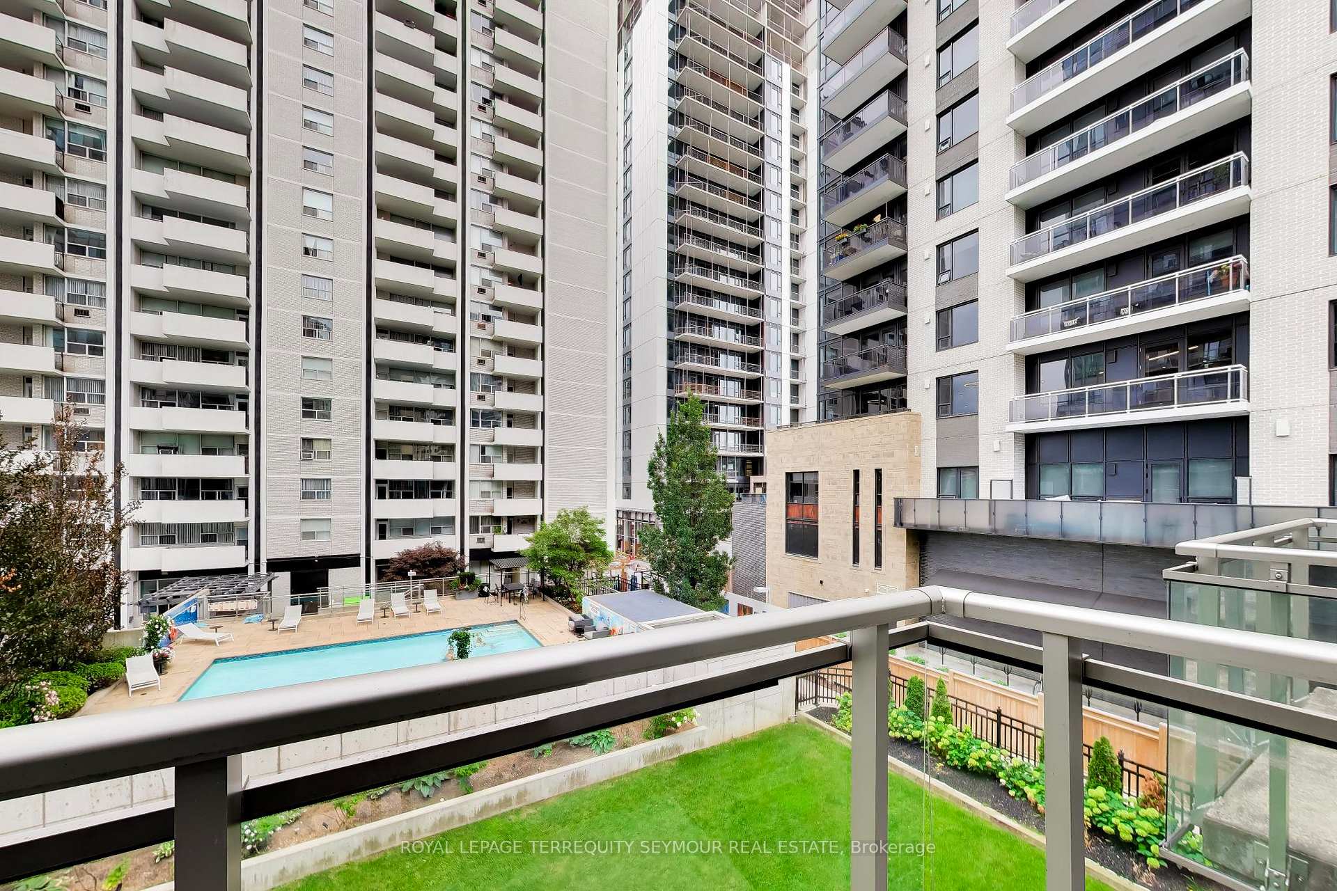 Photo 28 of Unit 17, 79 Redpath Avenue, Toronto, Mount Pleasant West — HOMEH