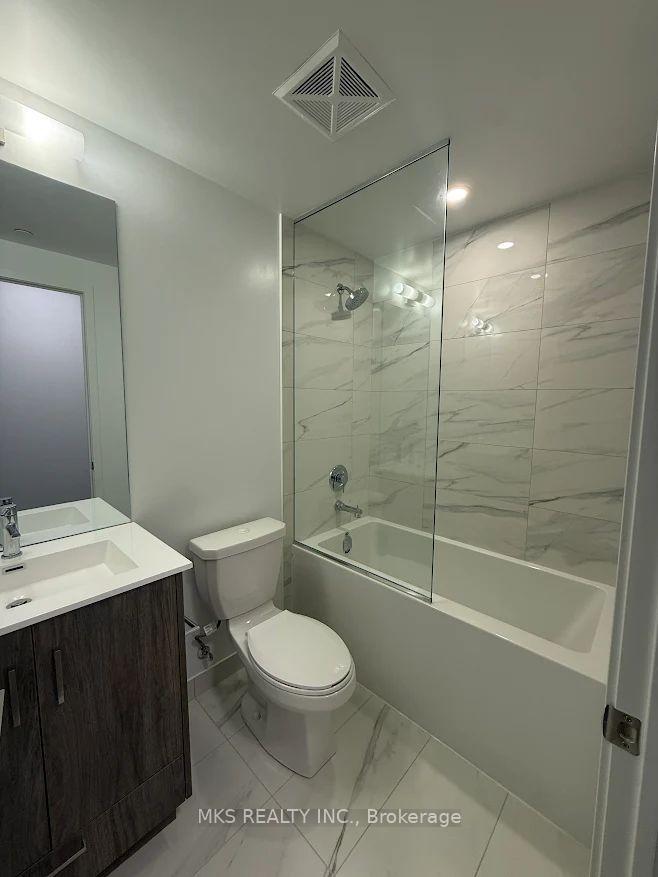 Photo 2 of Unit 2208, 180 Front Street E, Toronto, Moss Park — HOMEH