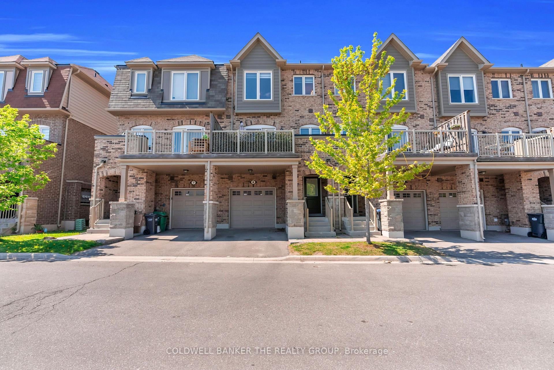 Photo 4 of Unit 8, 50 Edinburgh Drive, Brampton, Bram West — HOMEH