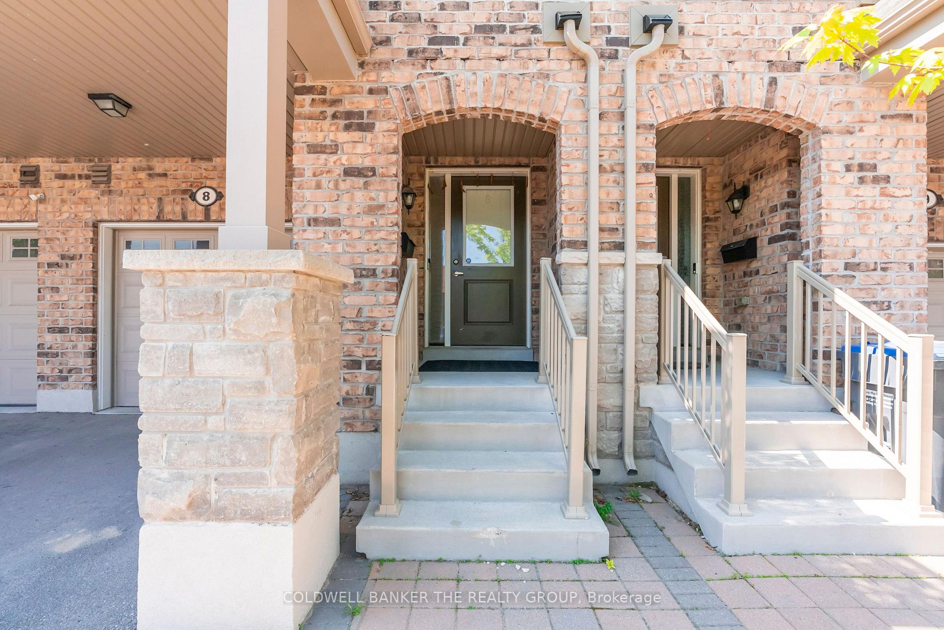 Photo 6 of Unit 8, 50 Edinburgh Drive, Brampton, Bram West — HOMEH
