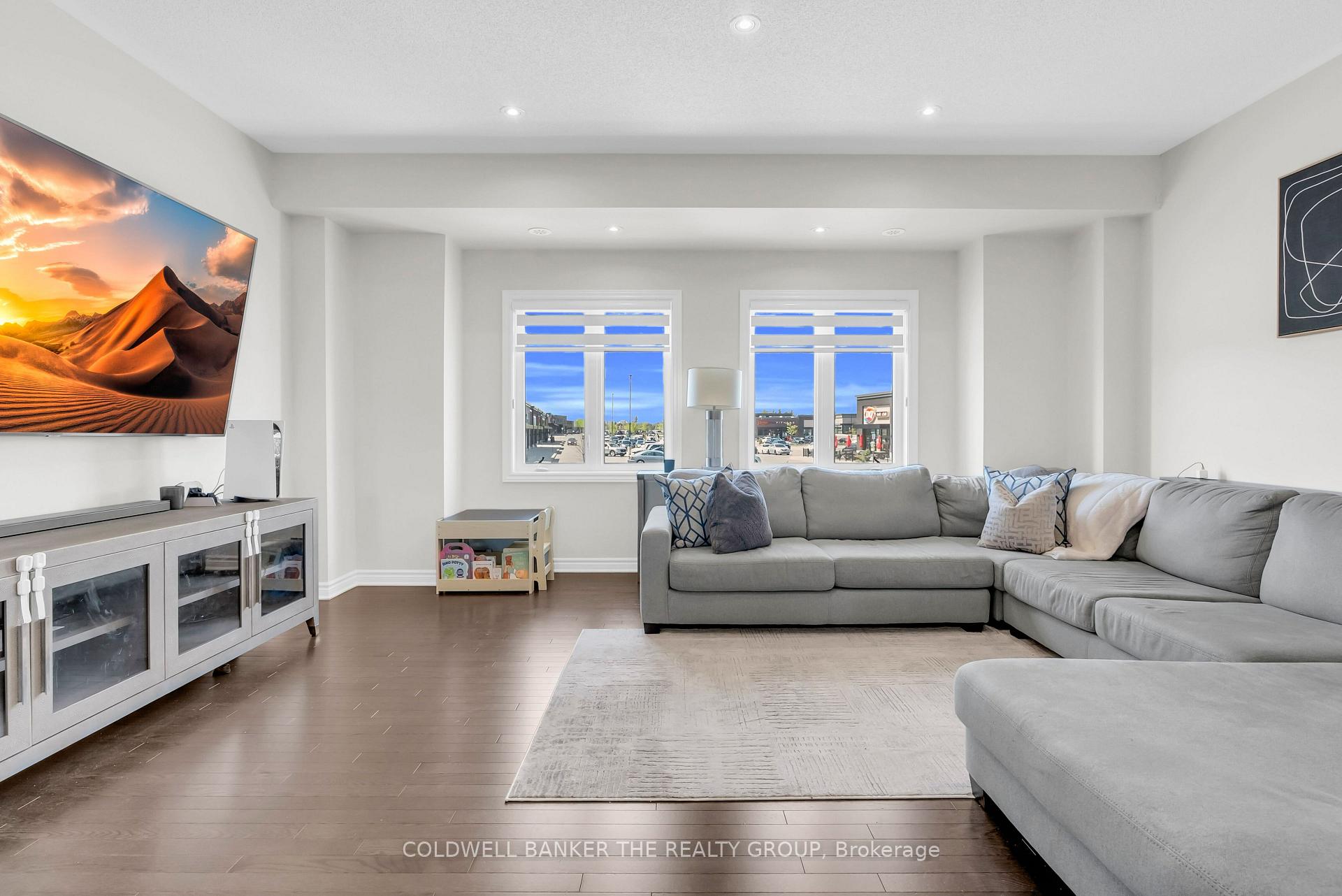 Photo 16 of Unit 8, 50 Edinburgh Drive, Brampton, Bram West — HOMEH