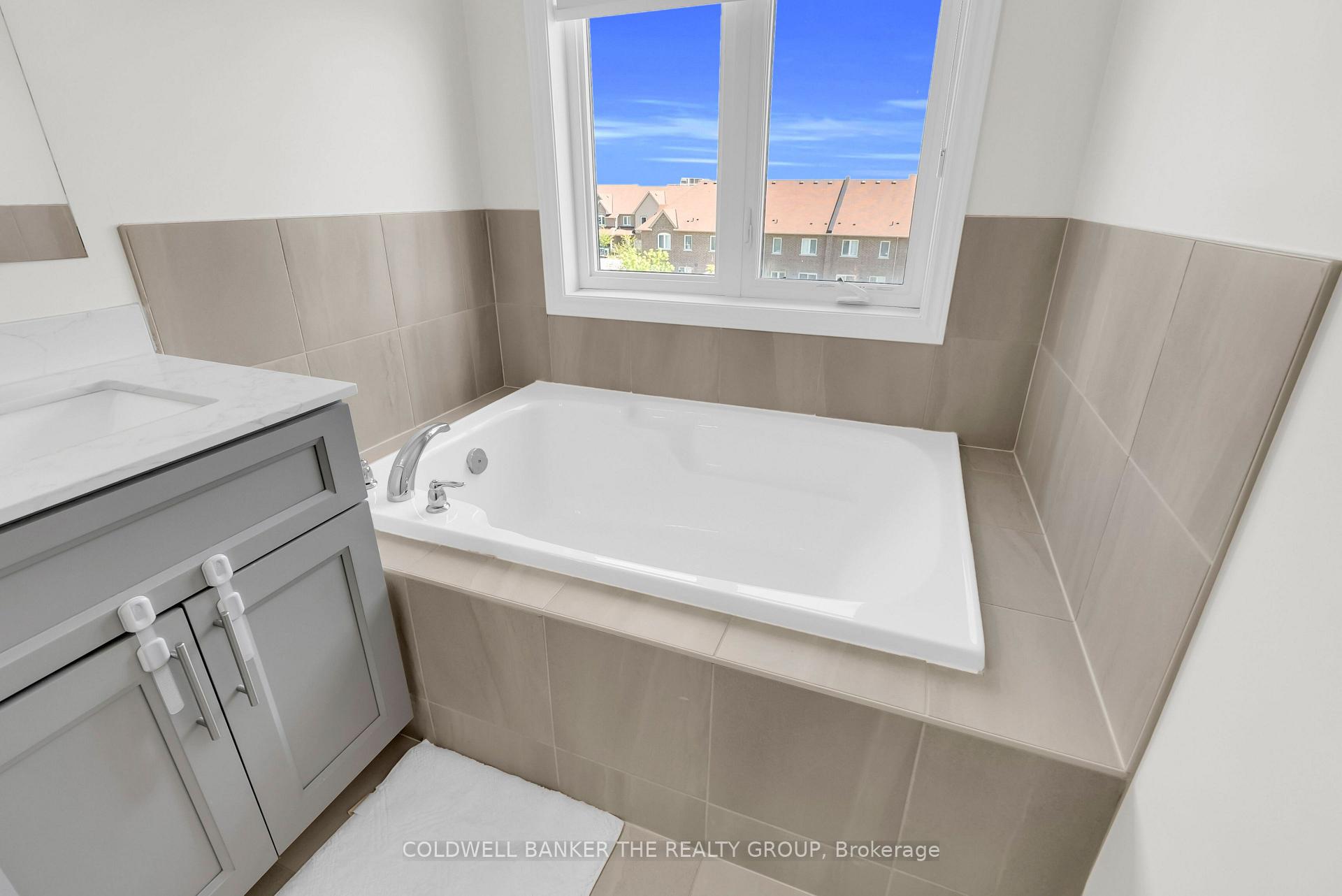 Photo 39 of Unit 8, 50 Edinburgh Drive, Brampton, Bram West — HOMEH