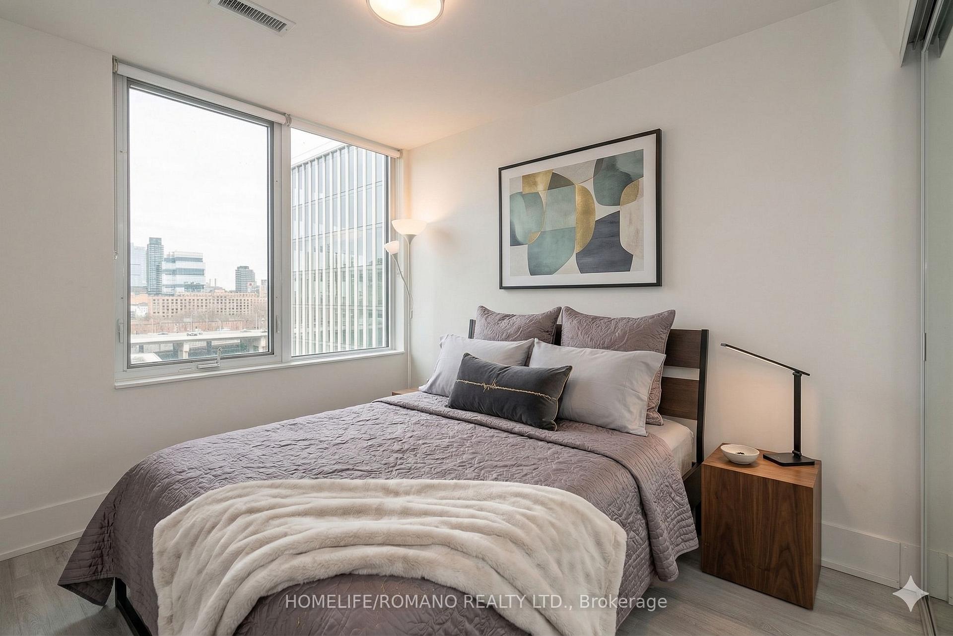 Photo 11 of Unit 823, 1 Edgewater Drive, Toronto, Waterfront Communities — HOMEH