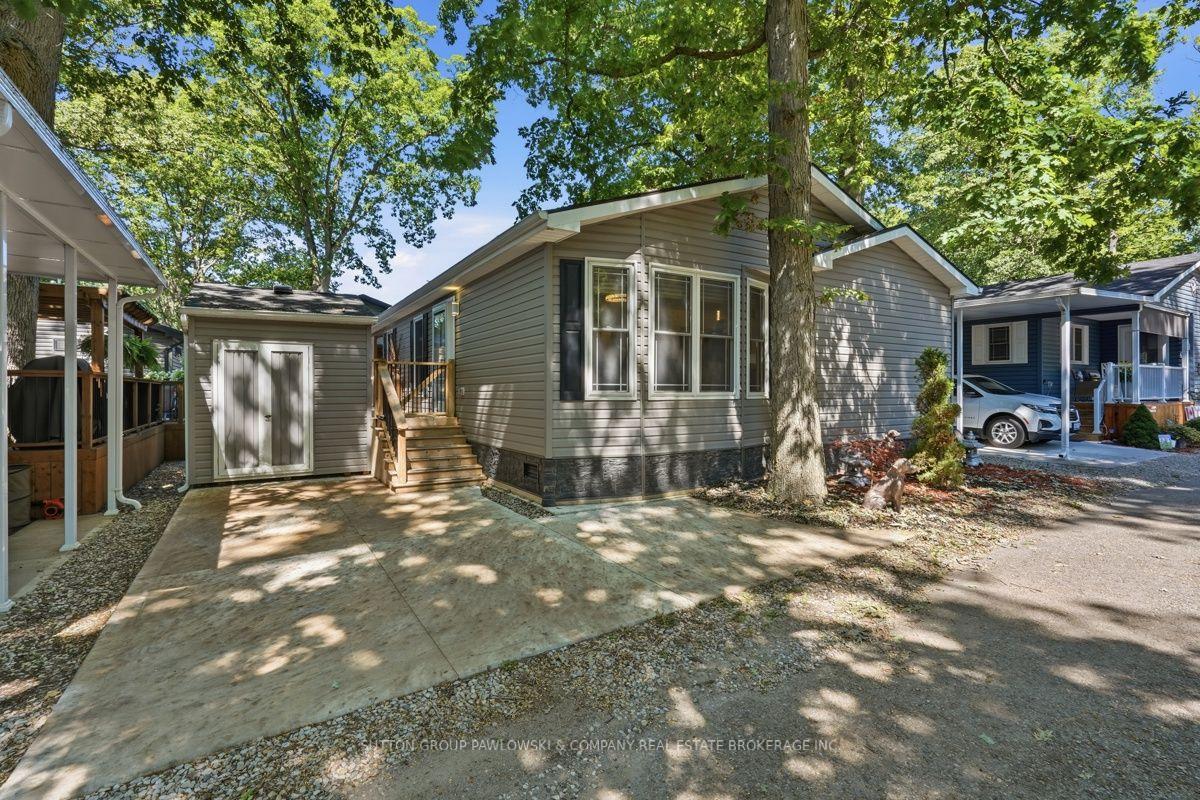 Photo 1 of Unit 56, 22790 Amiens Road, Middlesex Centre, Komoka — HOMEH