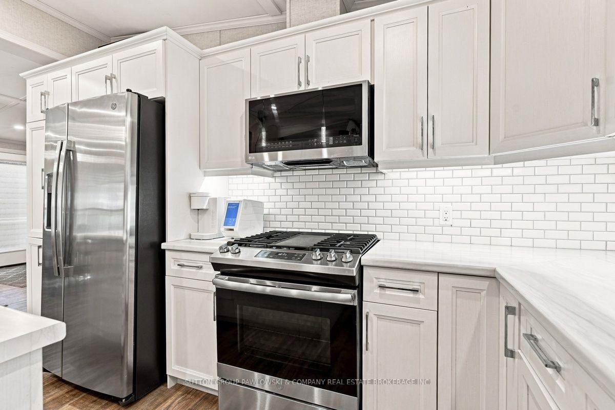 Photo 8 of Unit 56, 22790 Amiens Road, Middlesex Centre, Komoka — HOMEH