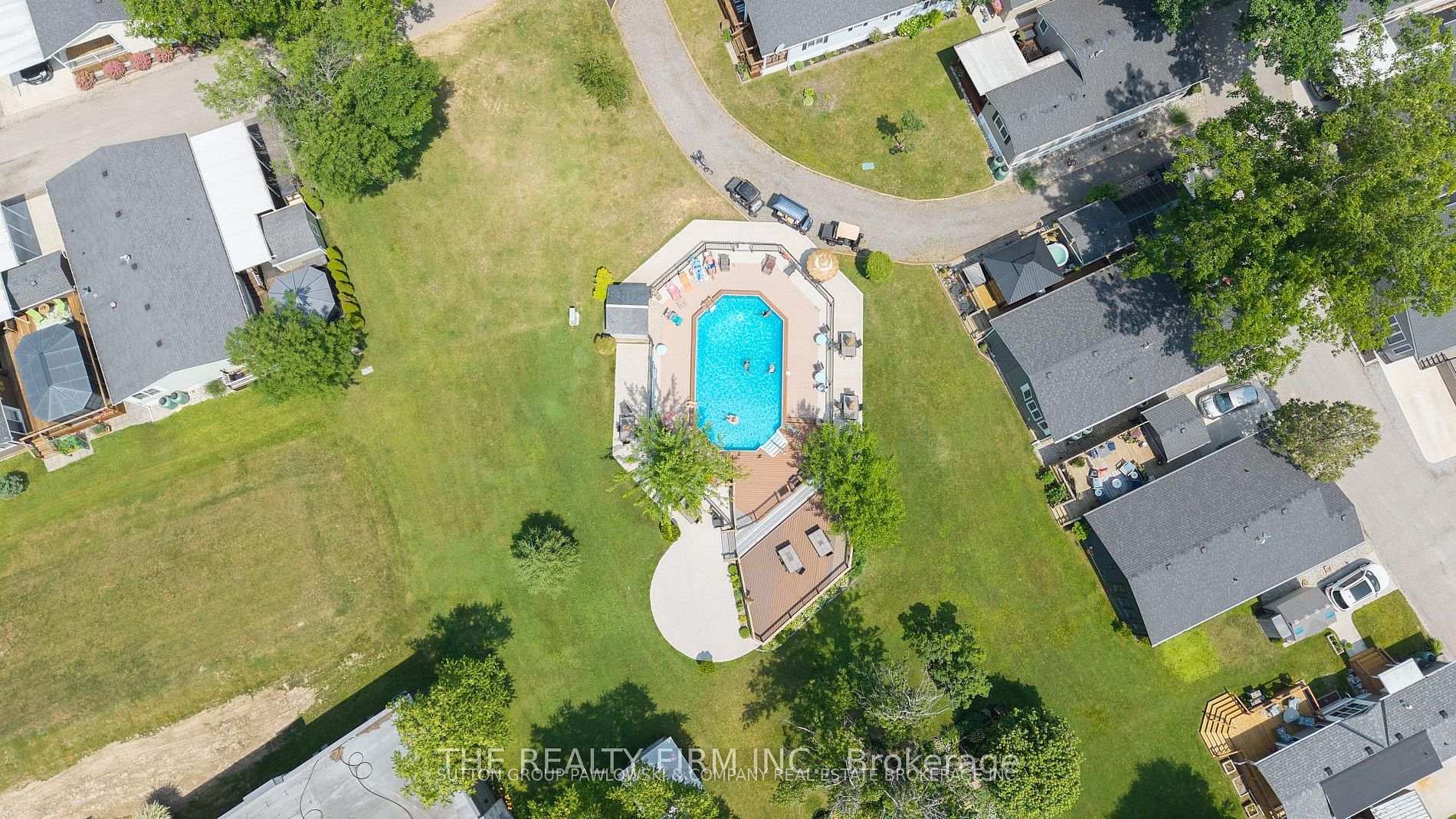 Photo 48 of Unit 56, 22790 Amiens Road, Middlesex Centre, Komoka — HOMEH