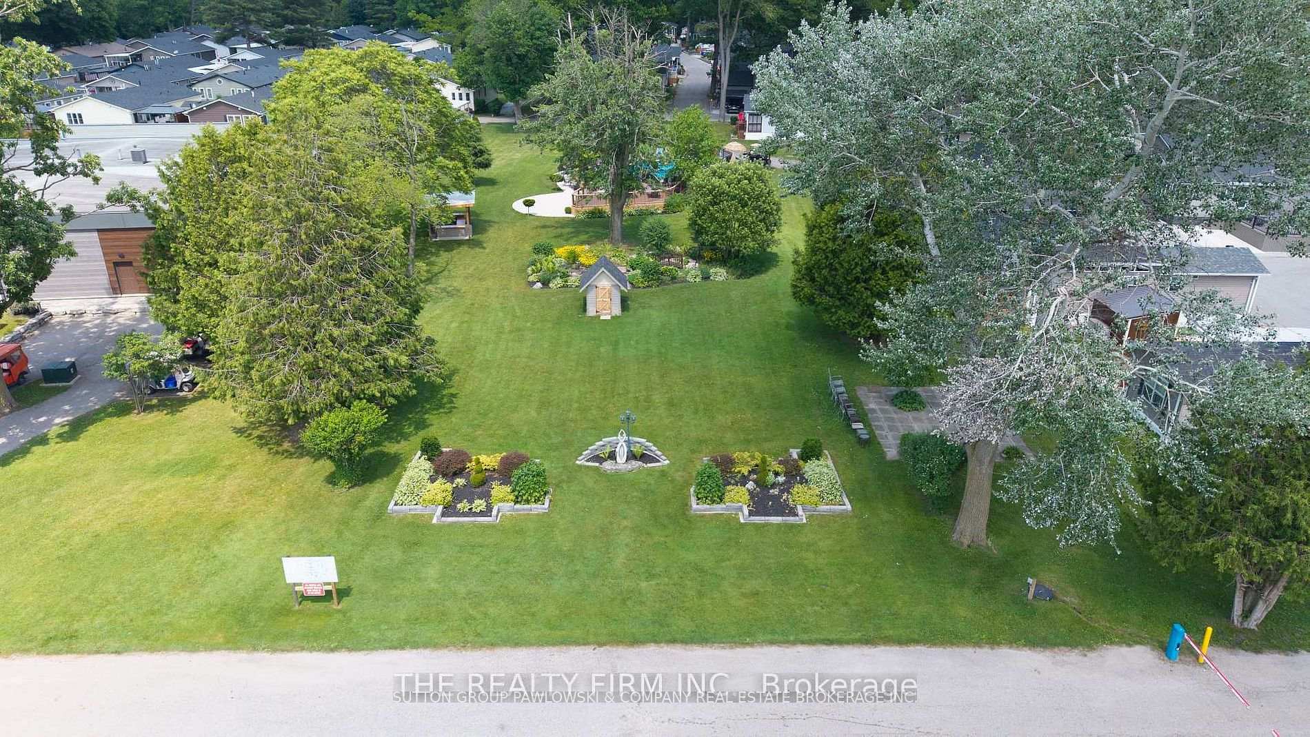 Photo 49 of Unit 56, 22790 Amiens Road, Middlesex Centre, Komoka — HOMEH