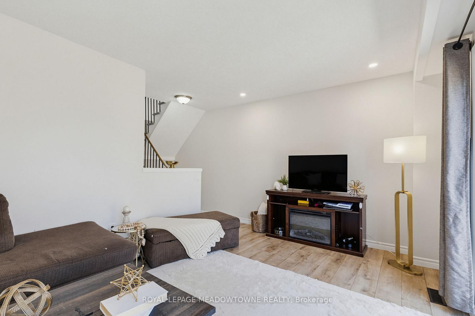 Photo 9 of Unit 43, 235 Bronte Street, Milton, Old Milton — HOMEH