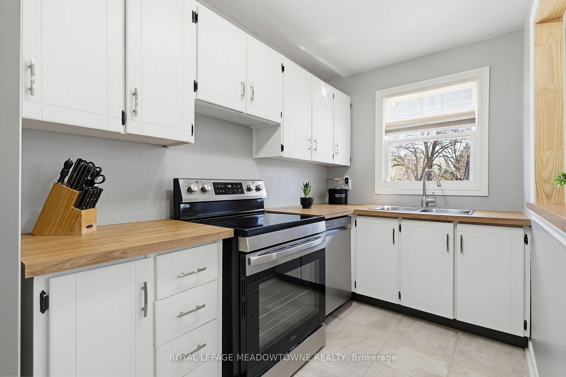 Photo 12 of Unit 43, 235 Bronte Street, Milton, Old Milton — HOMEH