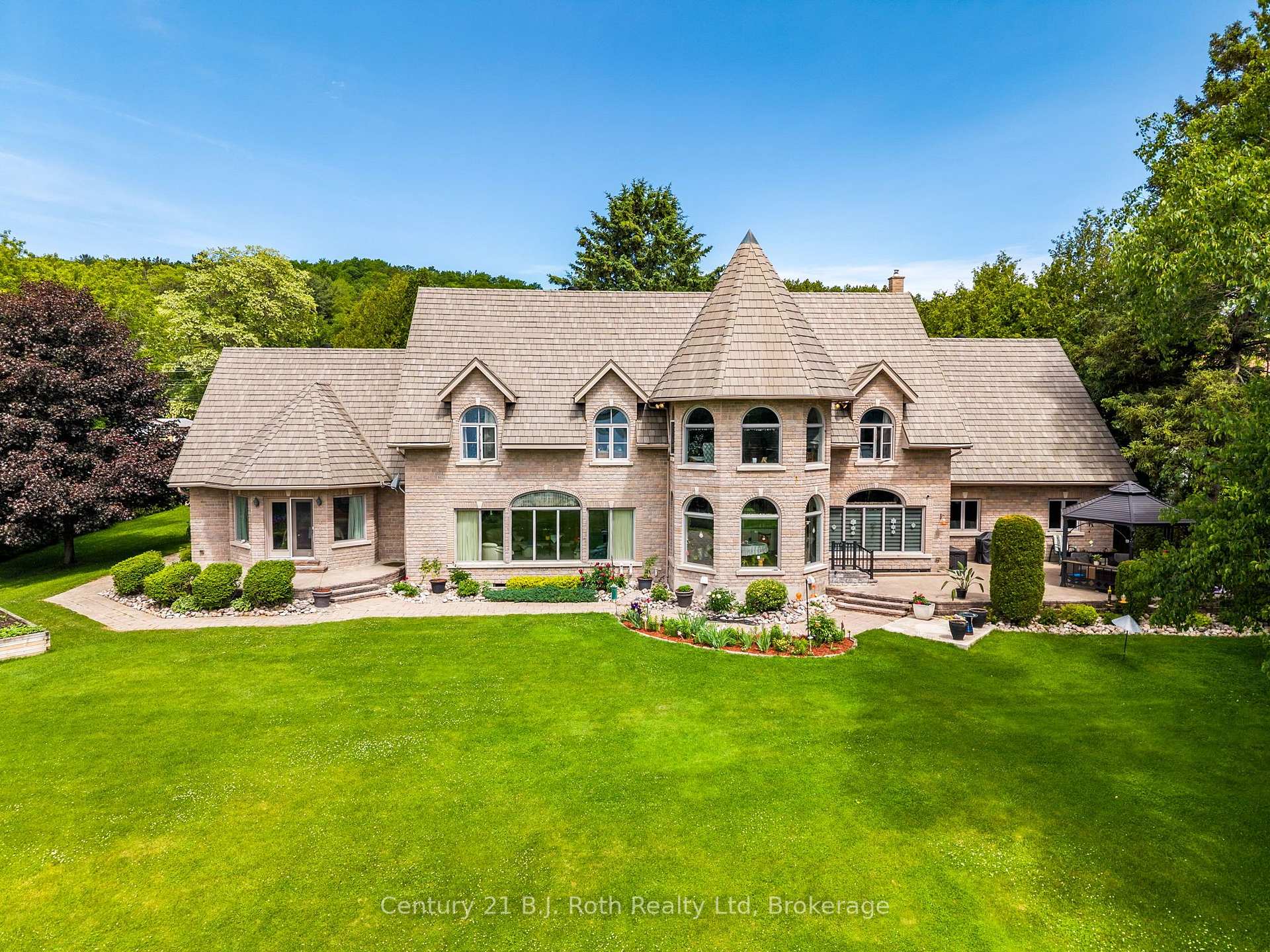 Photo 6 of 339 Champlain Road, Penetanguishene — HOMEH