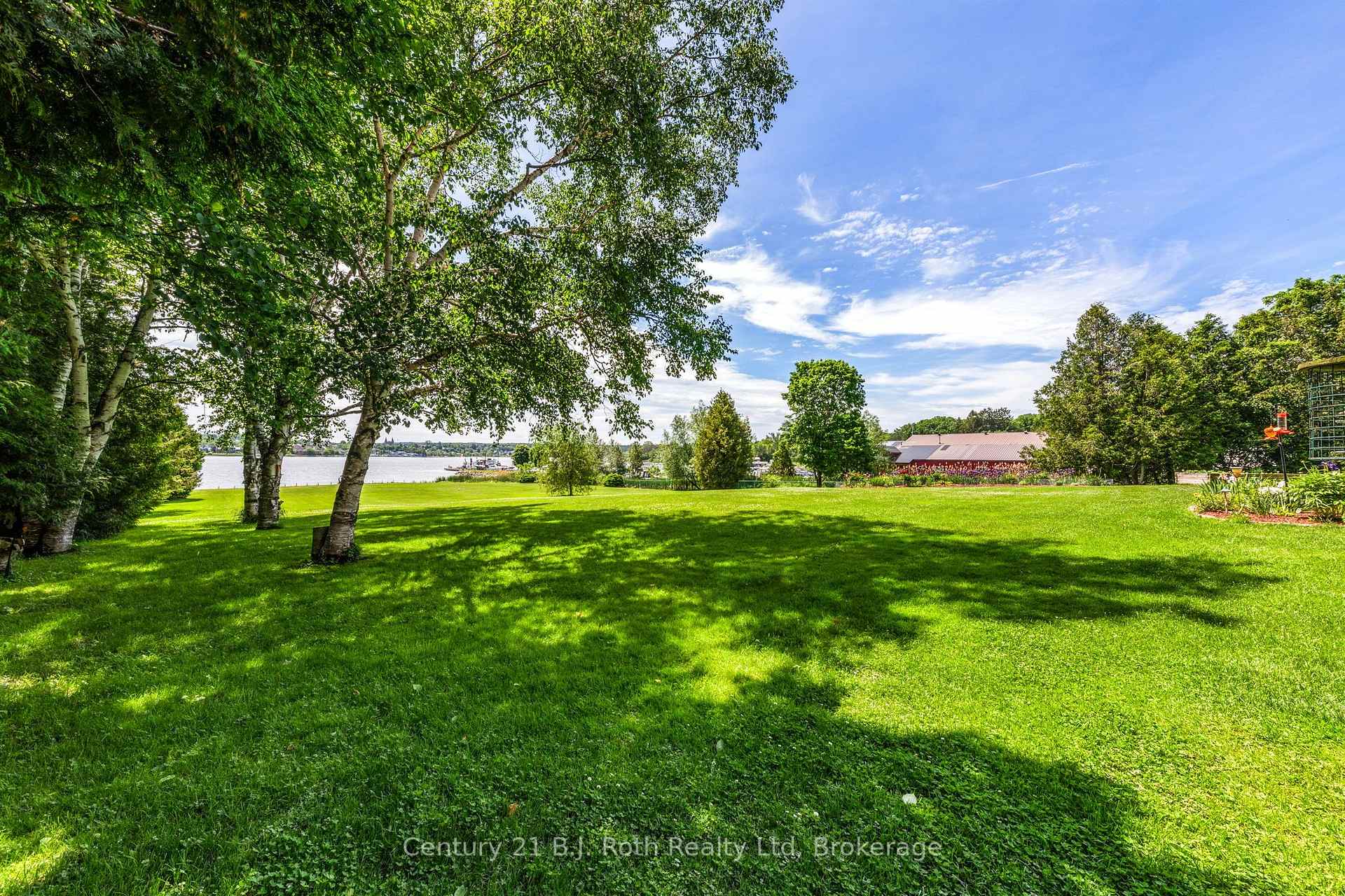 Photo 29 of 339 Champlain Road, Penetanguishene — HOMEH