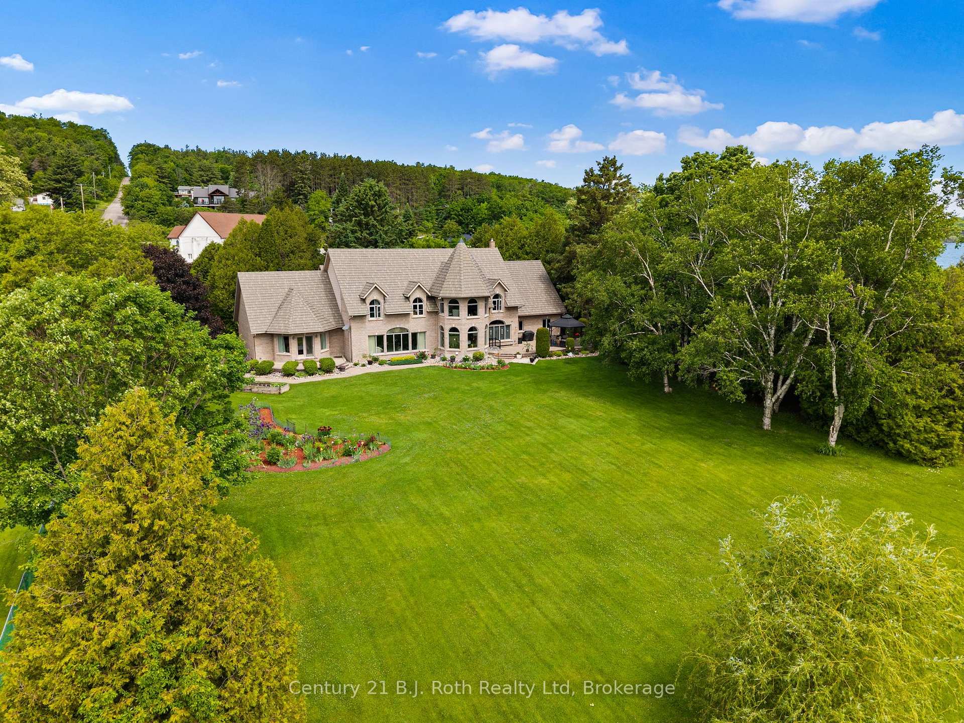 Photo 47 of 339 Champlain Road, Penetanguishene — HOMEH