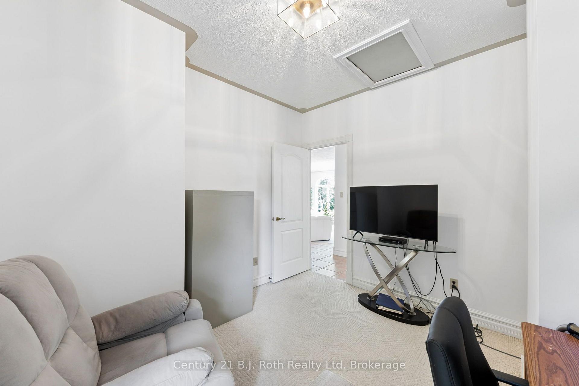 Photo 63 of 339 Champlain Road, Penetanguishene — HOMEH