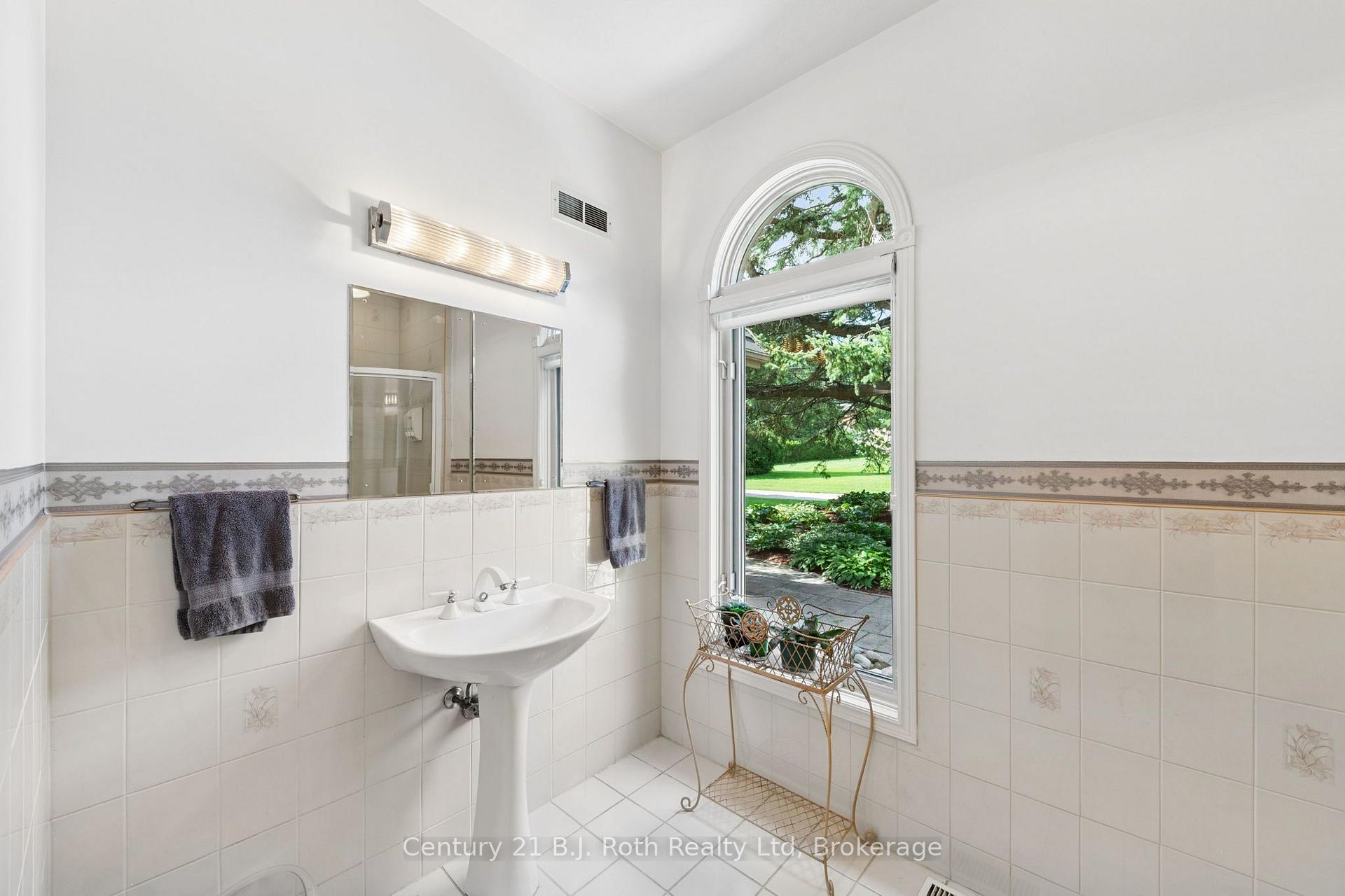 Photo 64 of 339 Champlain Road, Penetanguishene — HOMEH