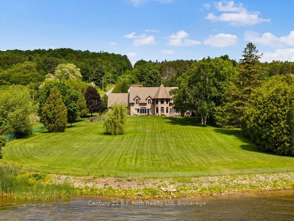 Photo 2 of 339 Champlain Road, Penetanguishene — HOMEH