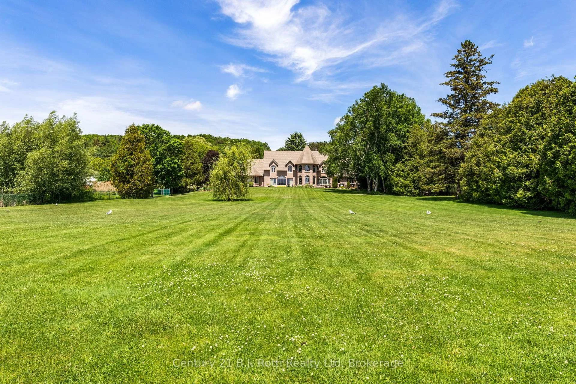 Photo 21 of 339 Champlain Road, Penetanguishene — HOMEH
