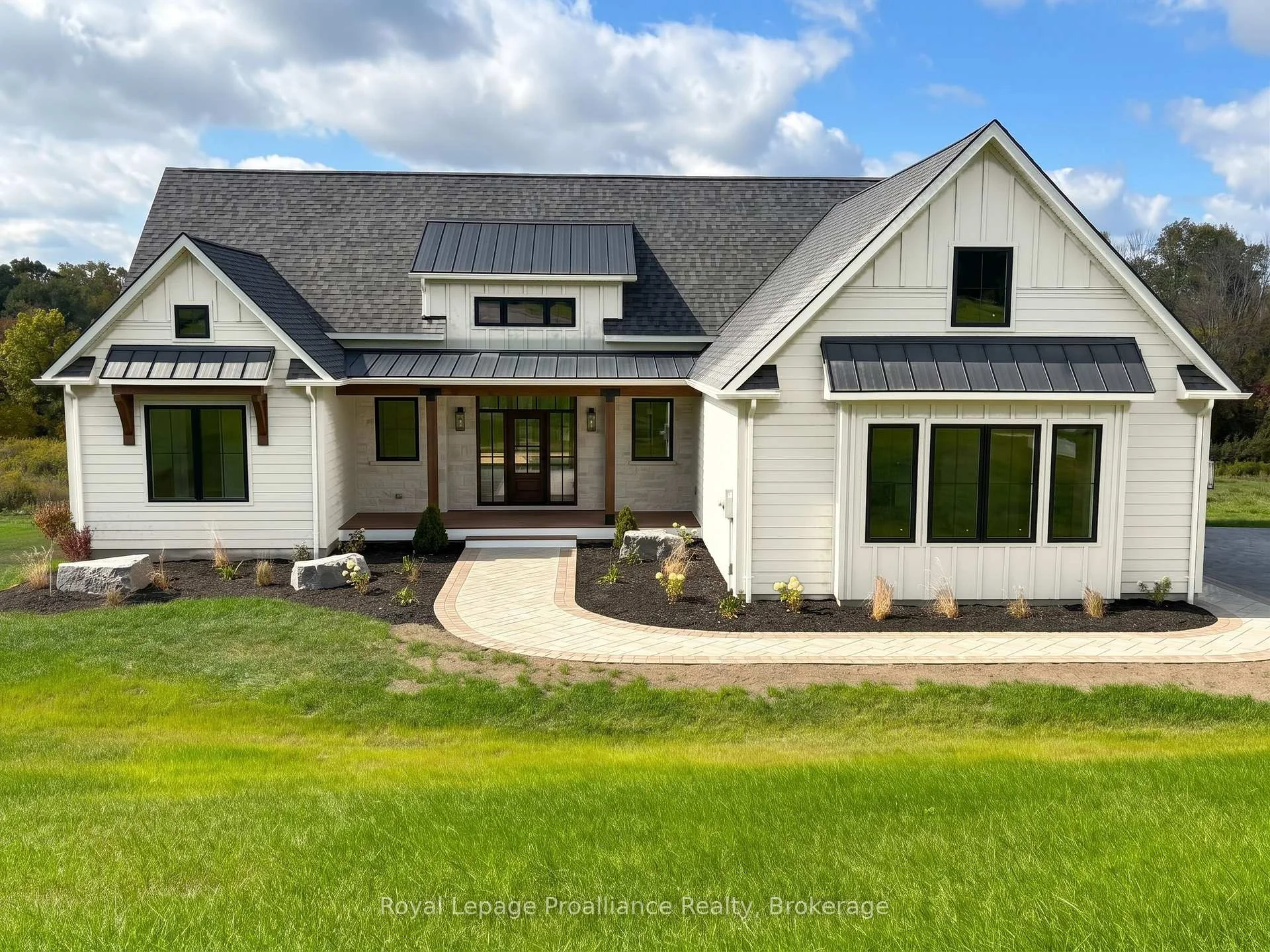 Photo of 1567 Clearview Road