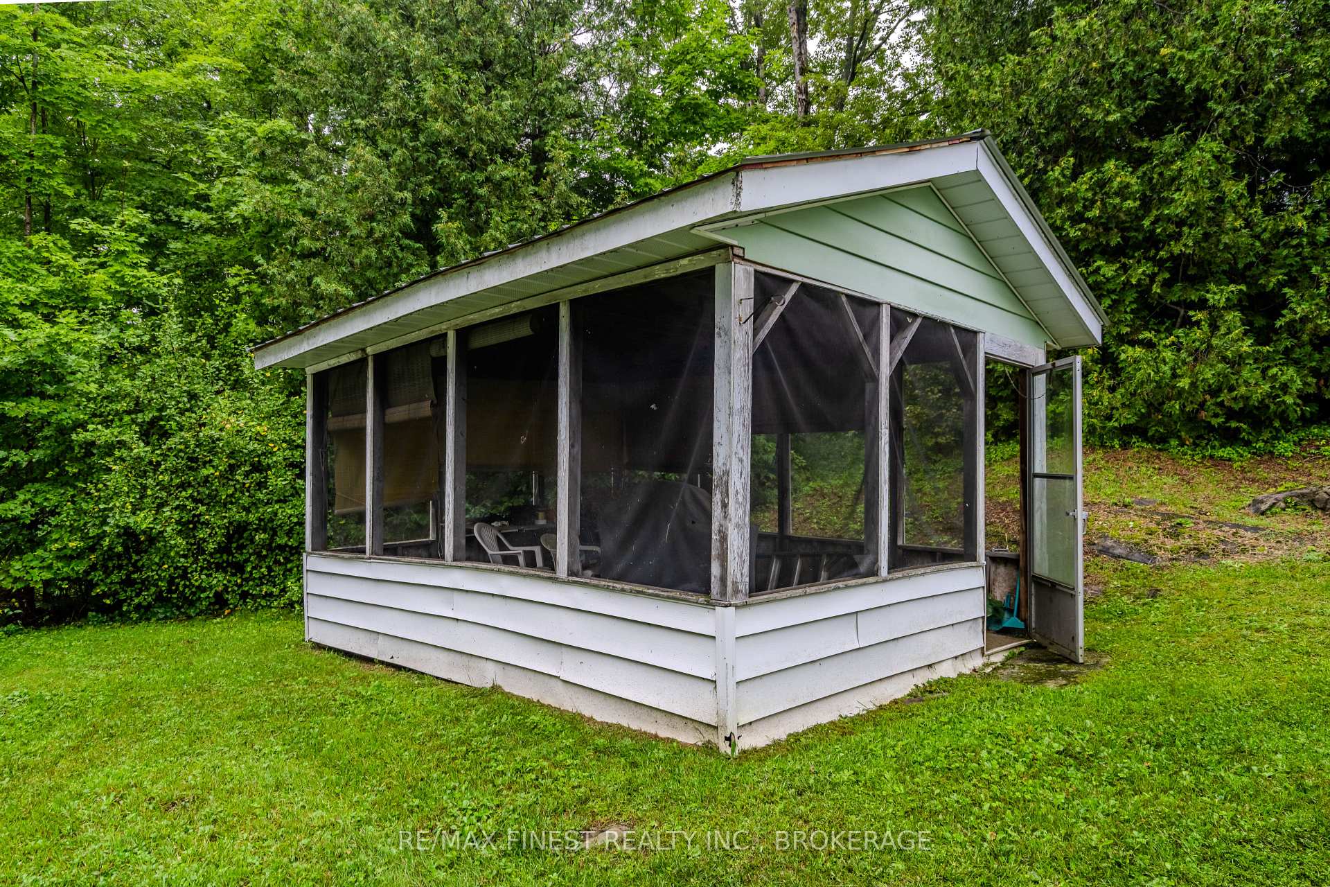 Photo 6 of 1177 Mountain Road, Frontenac, Frontenac North — HOMEH