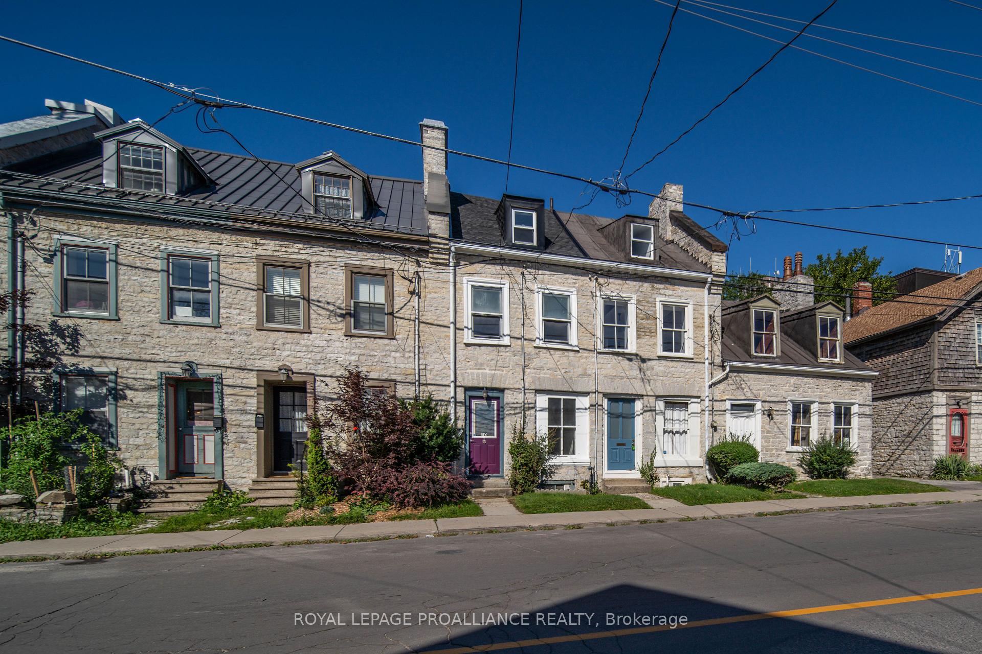 Photo 4 of 10 Rideau Street, Kingston, Central City East — HOMEH