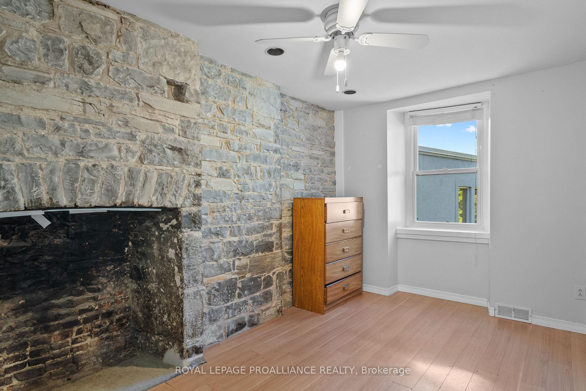 Photo 20 of 10 Rideau Street, Kingston, Central City East — HOMEH