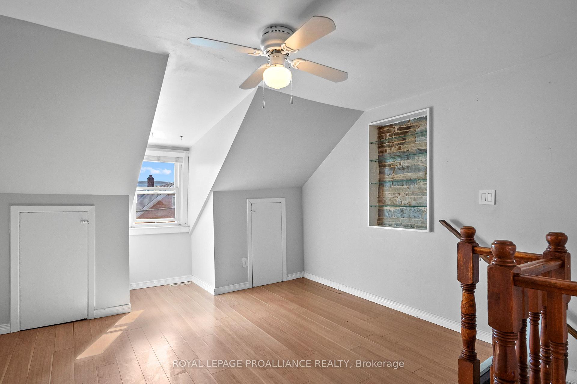 Photo 25 of 10 Rideau Street, Kingston, Central City East — HOMEH