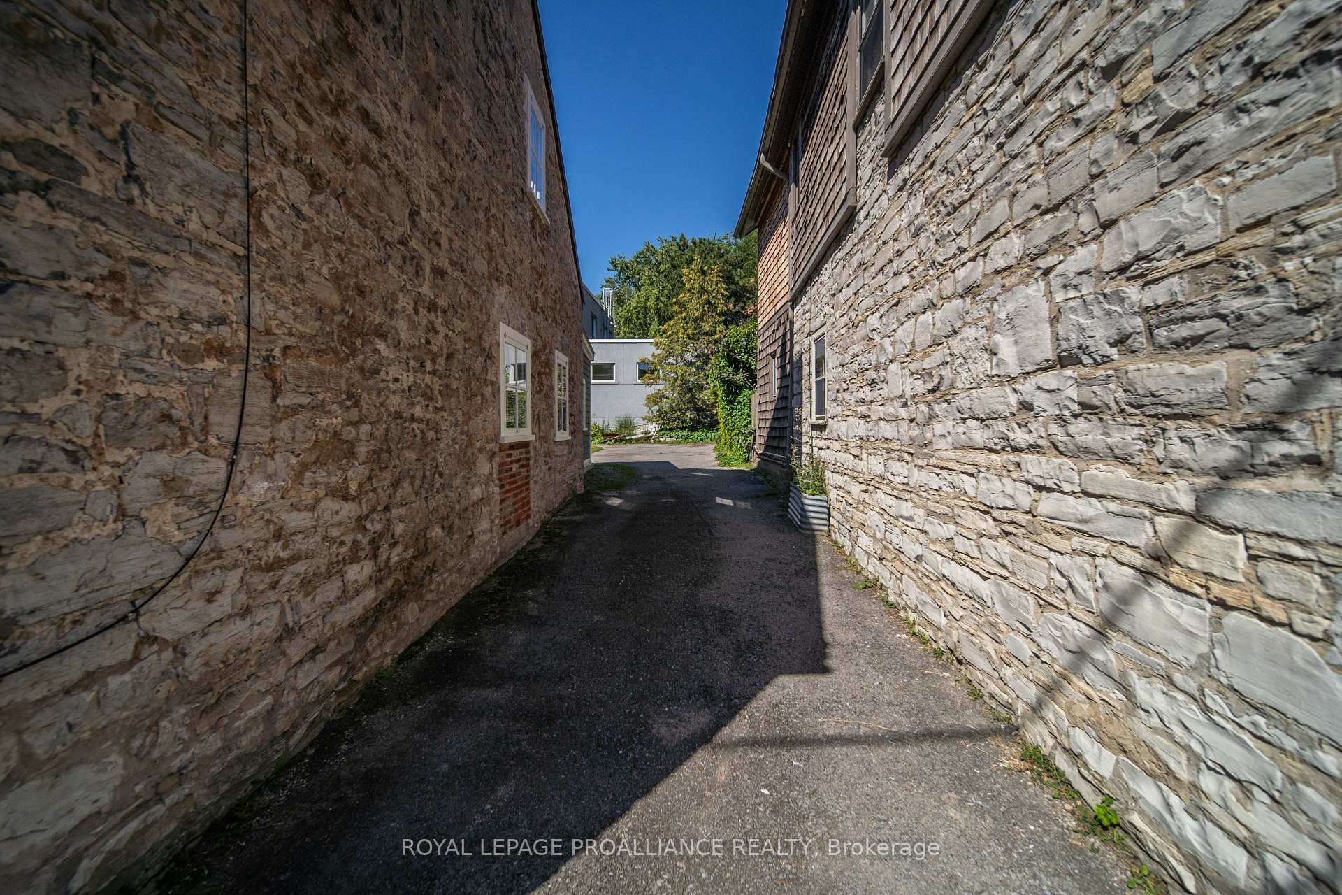 Photo 35 of 10 Rideau Street, Kingston, Central City East — HOMEH