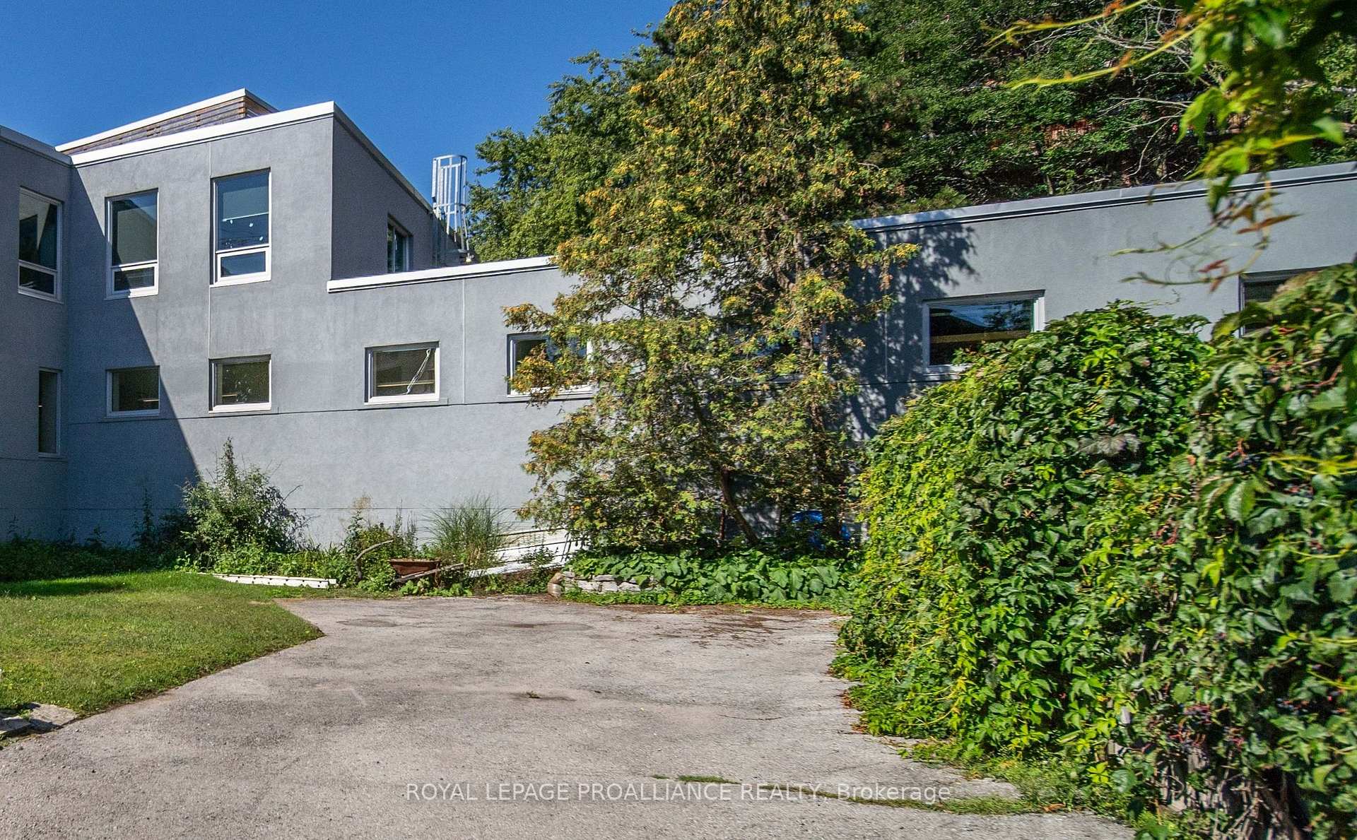 Photo 36 of 10 Rideau Street, Kingston, Central City East — HOMEH