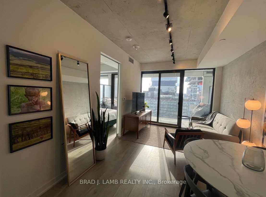 Photo 3 of Unit 1205, 55 Ontario Street, Toronto, Moss Park — HOMEH