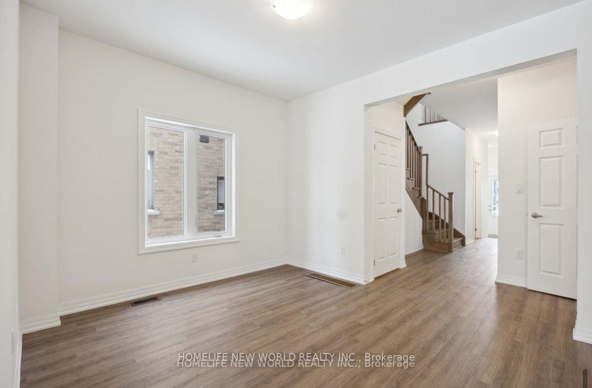 Photo 9 of Unit Upper 2 floors, 10 Ken Davie Gate, Georgina, Keswick North — HOMEH