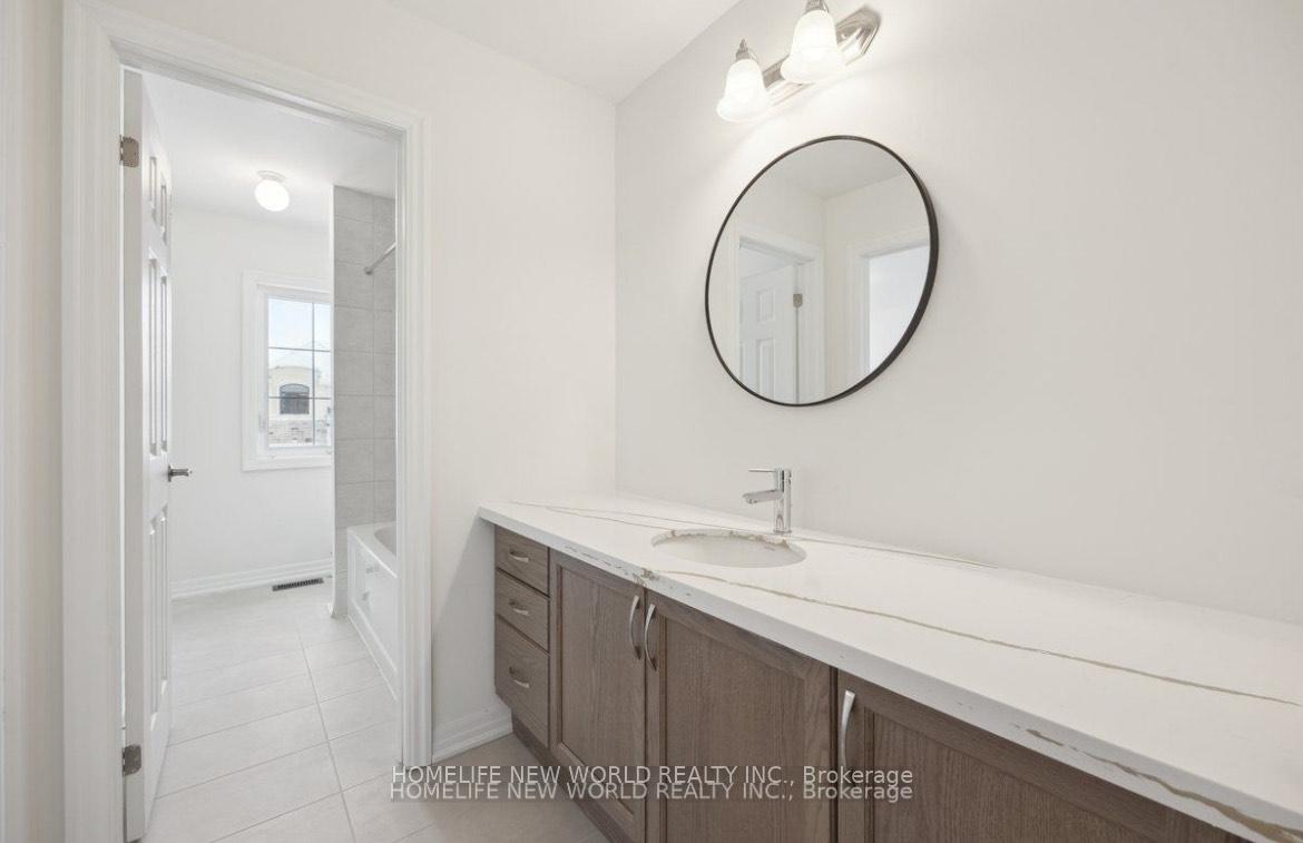 Photo 11 of Unit Upper 2 floors, 10 Ken Davie Gate, Georgina, Keswick North — HOMEH