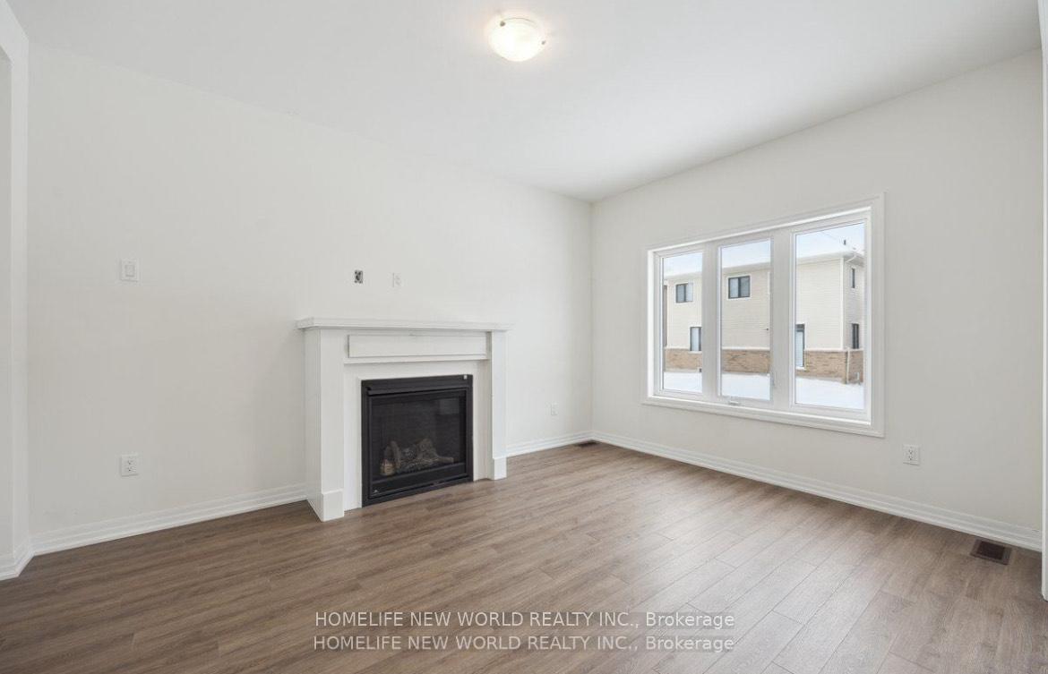 Photo 18 of Unit Upper 2 floors, 10 Ken Davie Gate, Georgina, Keswick North — HOMEH