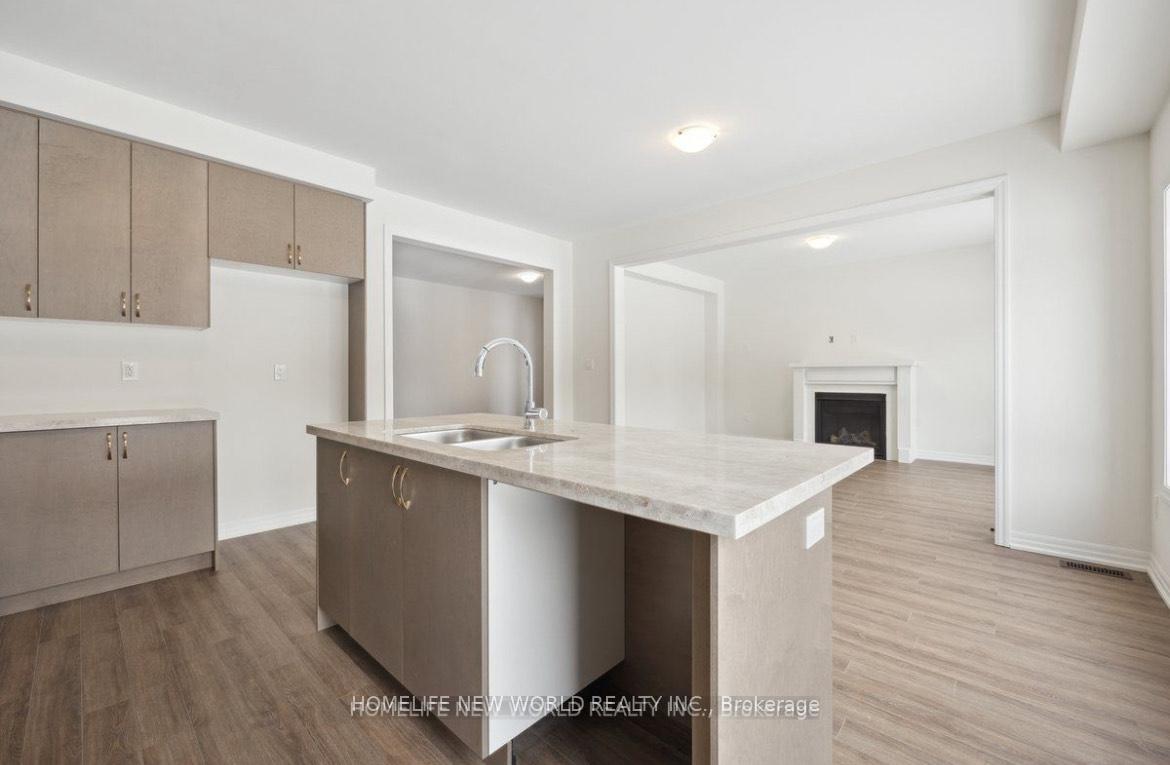 Photo 19 of Unit Upper 2 floors, 10 Ken Davie Gate, Georgina, Keswick North — HOMEH