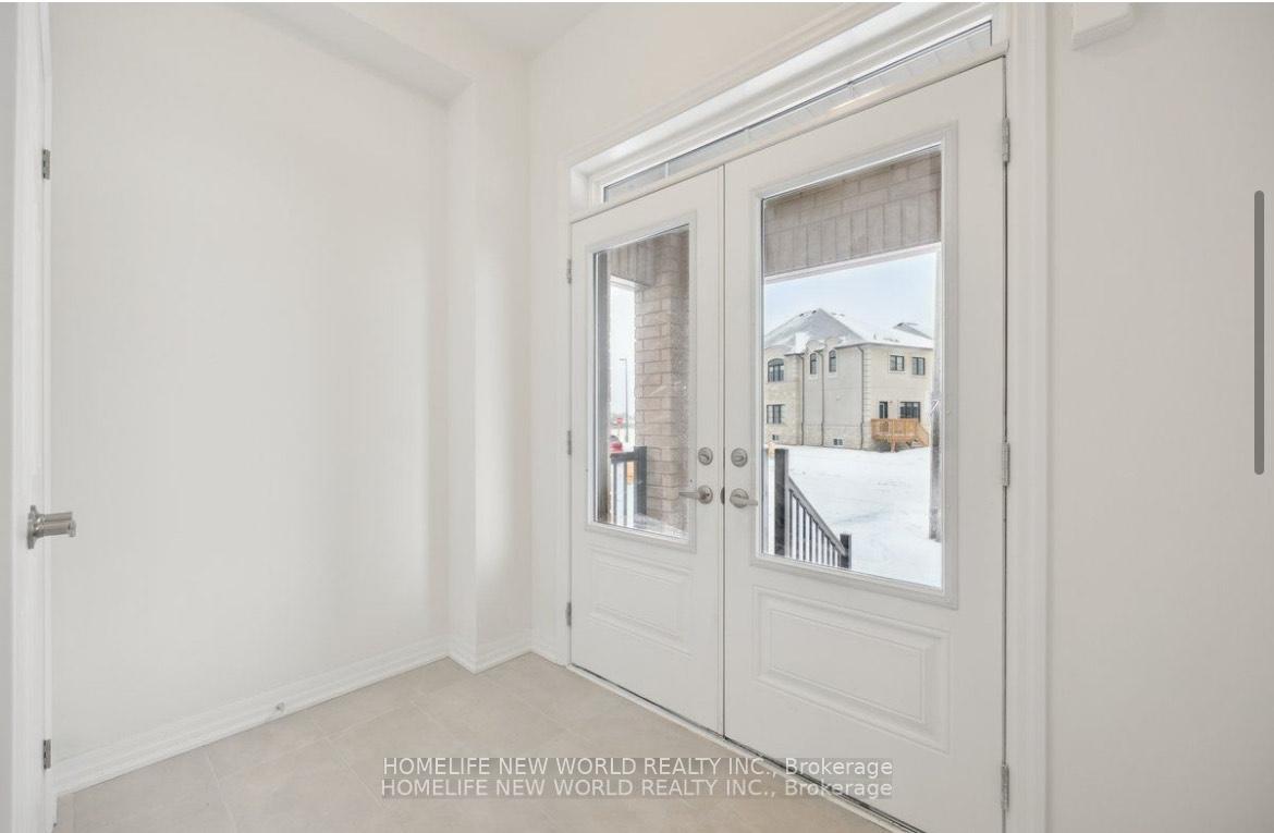 Photo 22 of Unit Upper 2 floors, 10 Ken Davie Gate, Georgina, Keswick North — HOMEH
