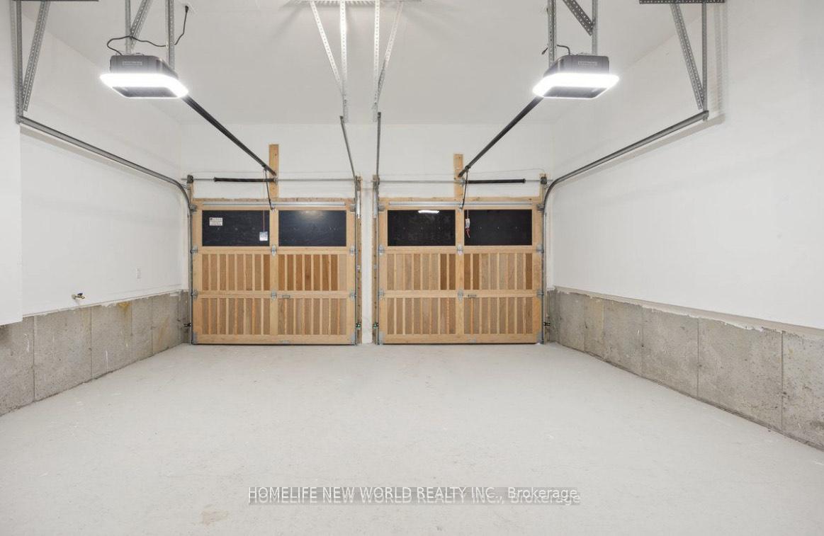 Photo 25 of Unit Upper 2 floors, 10 Ken Davie Gate, Georgina, Keswick North — HOMEH