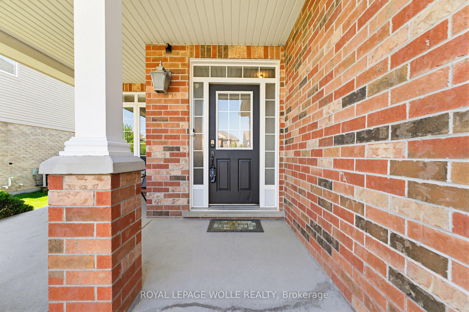 Photo 5 of 359 Pine Valley Drive, Kitchener, Doon South — HOMEH