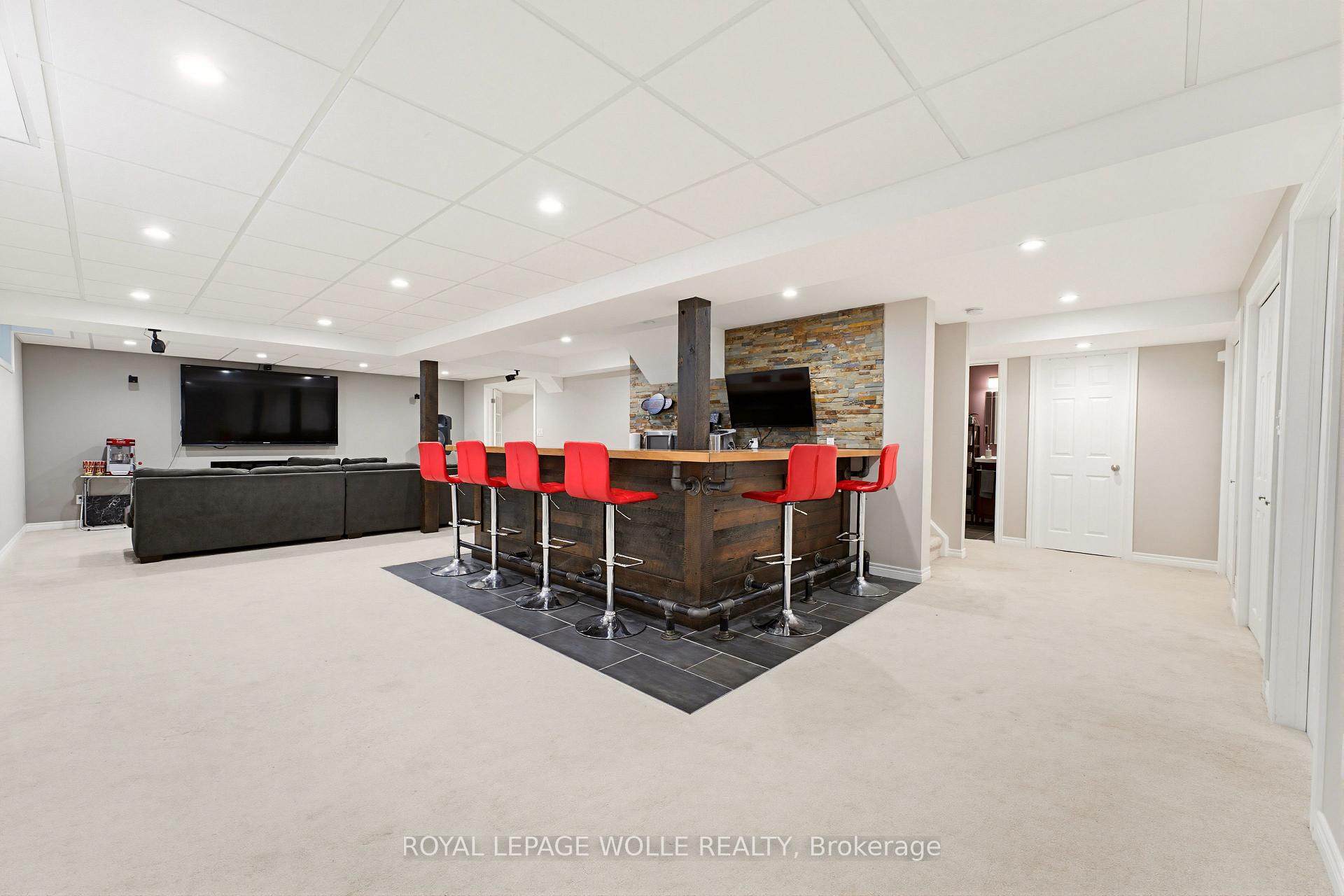 Photo 33 of 359 Pine Valley Drive, Kitchener, Doon South — HOMEH