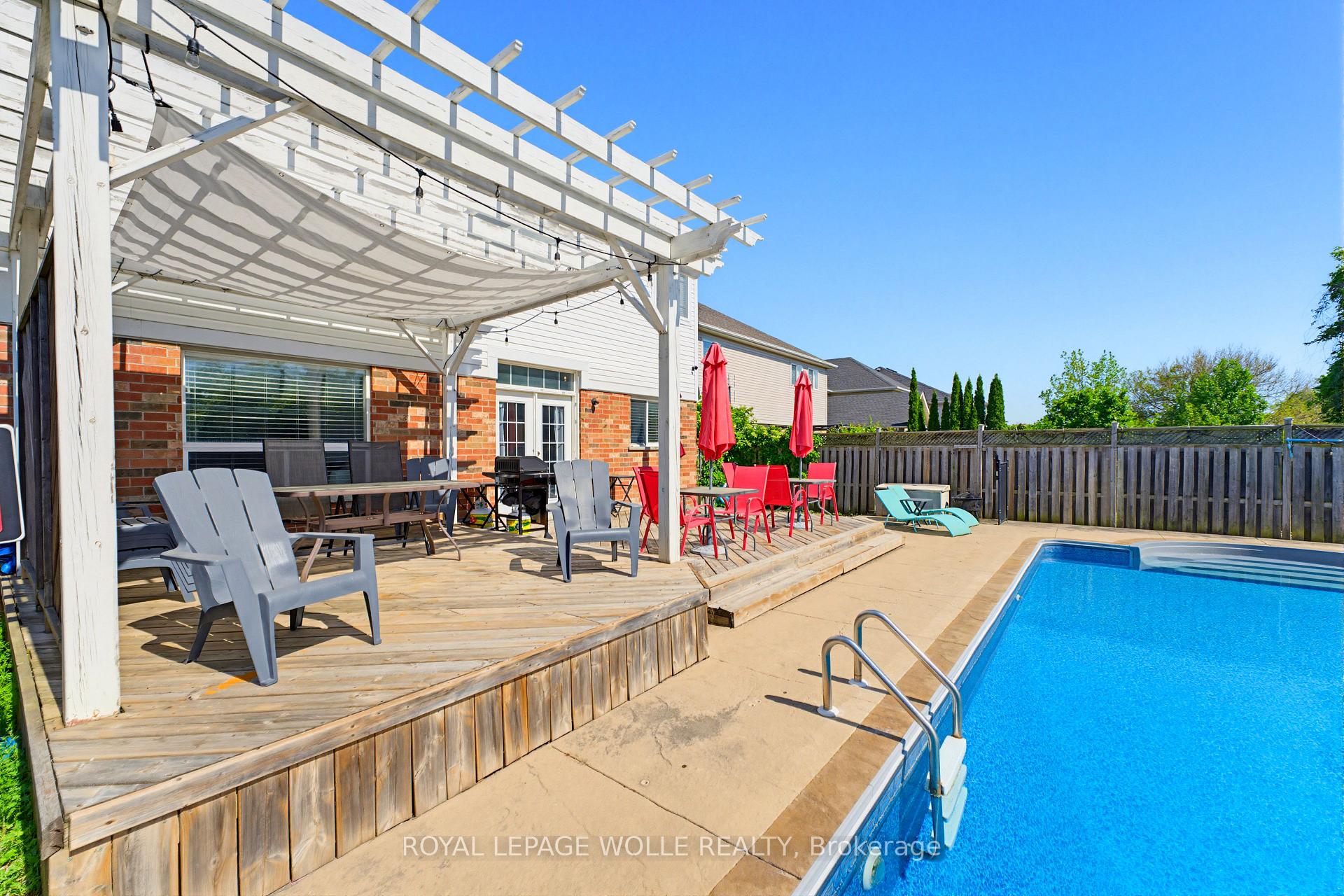 Photo 40 of 359 Pine Valley Drive, Kitchener, Doon South — HOMEH