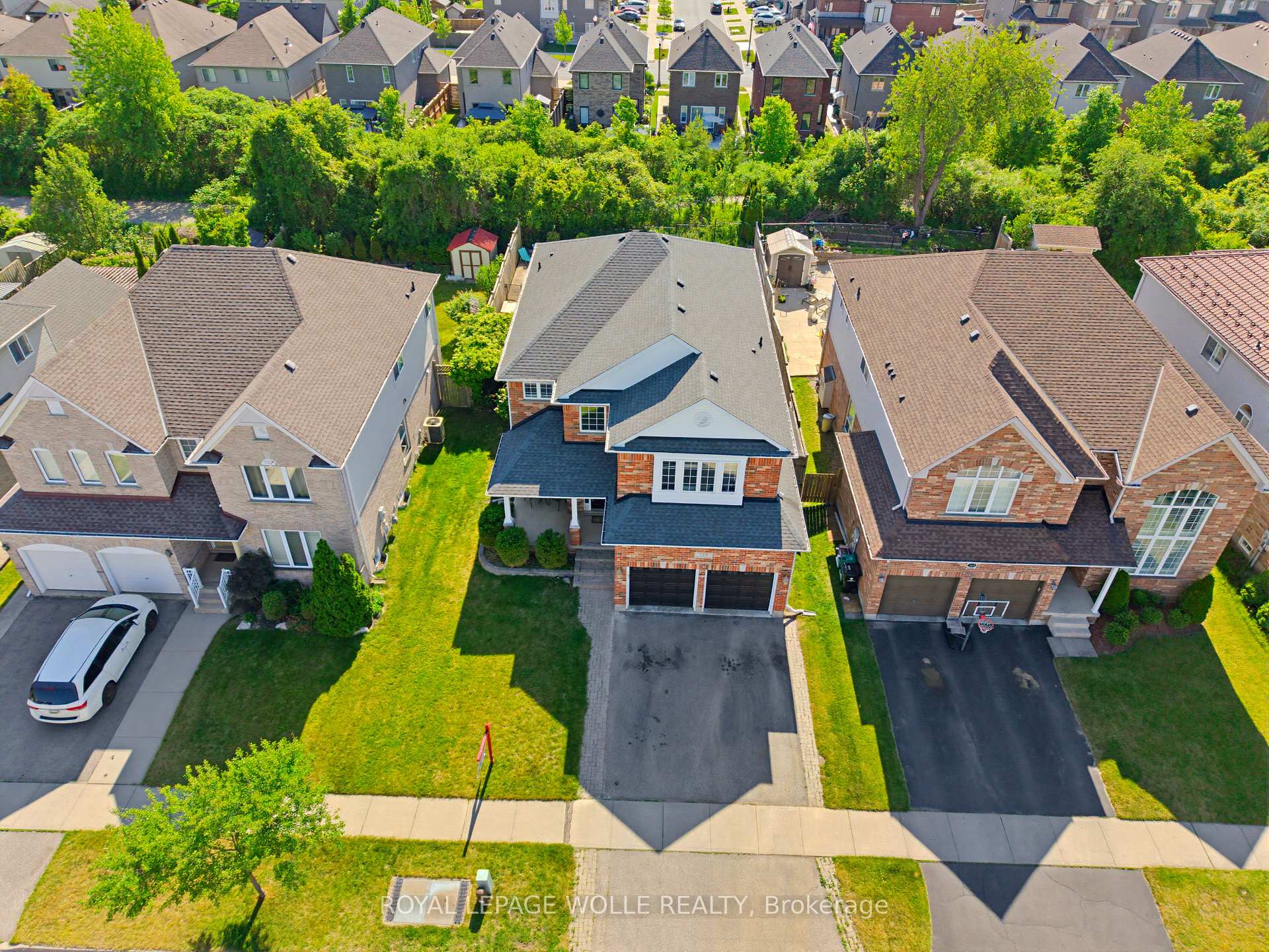Photo 44 of 359 Pine Valley Drive, Kitchener, Doon South — HOMEH