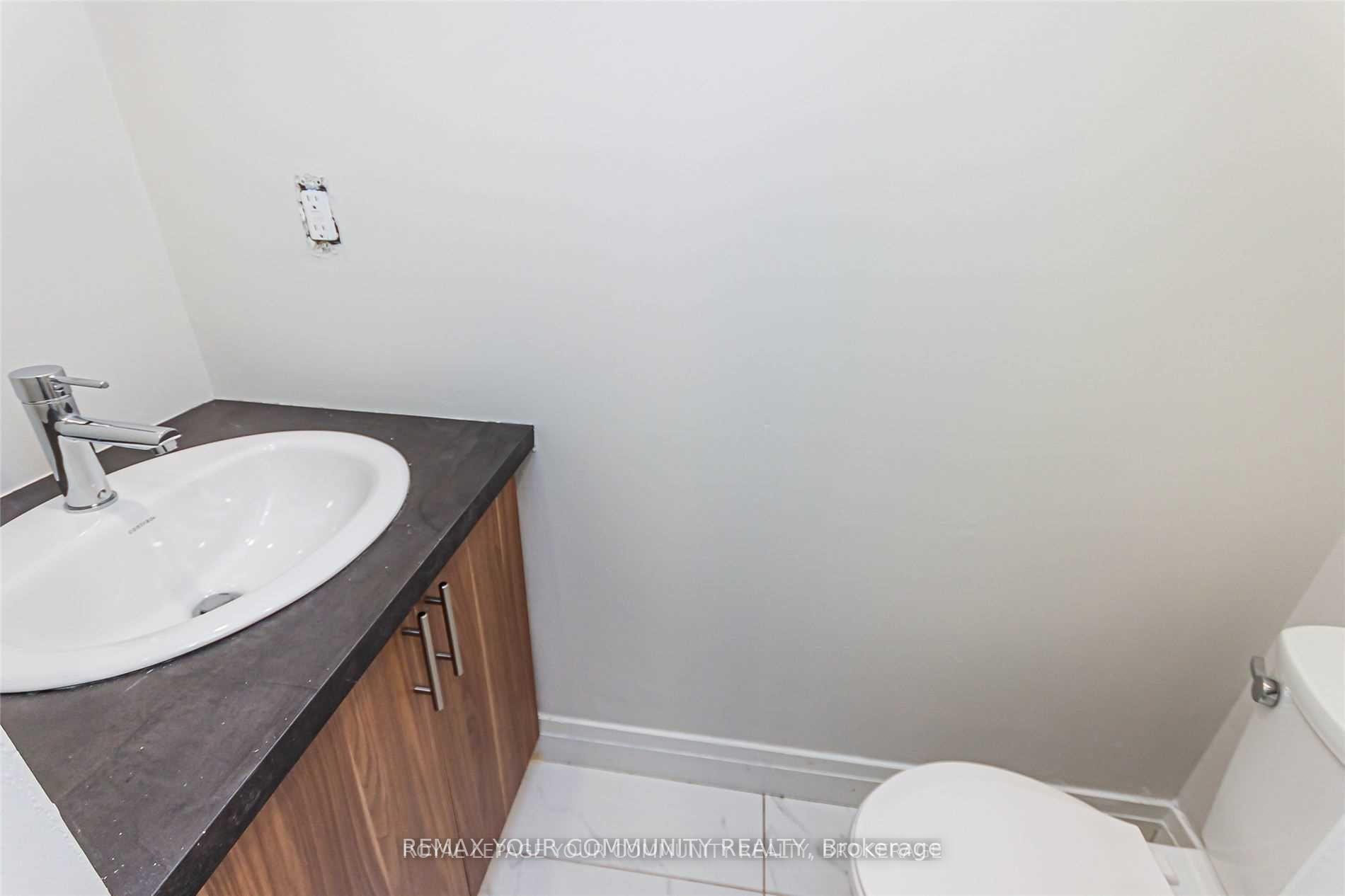 Photo 18 of 1138 Thimbleberry Circle, Oshawa, Eastdale — HOMEH