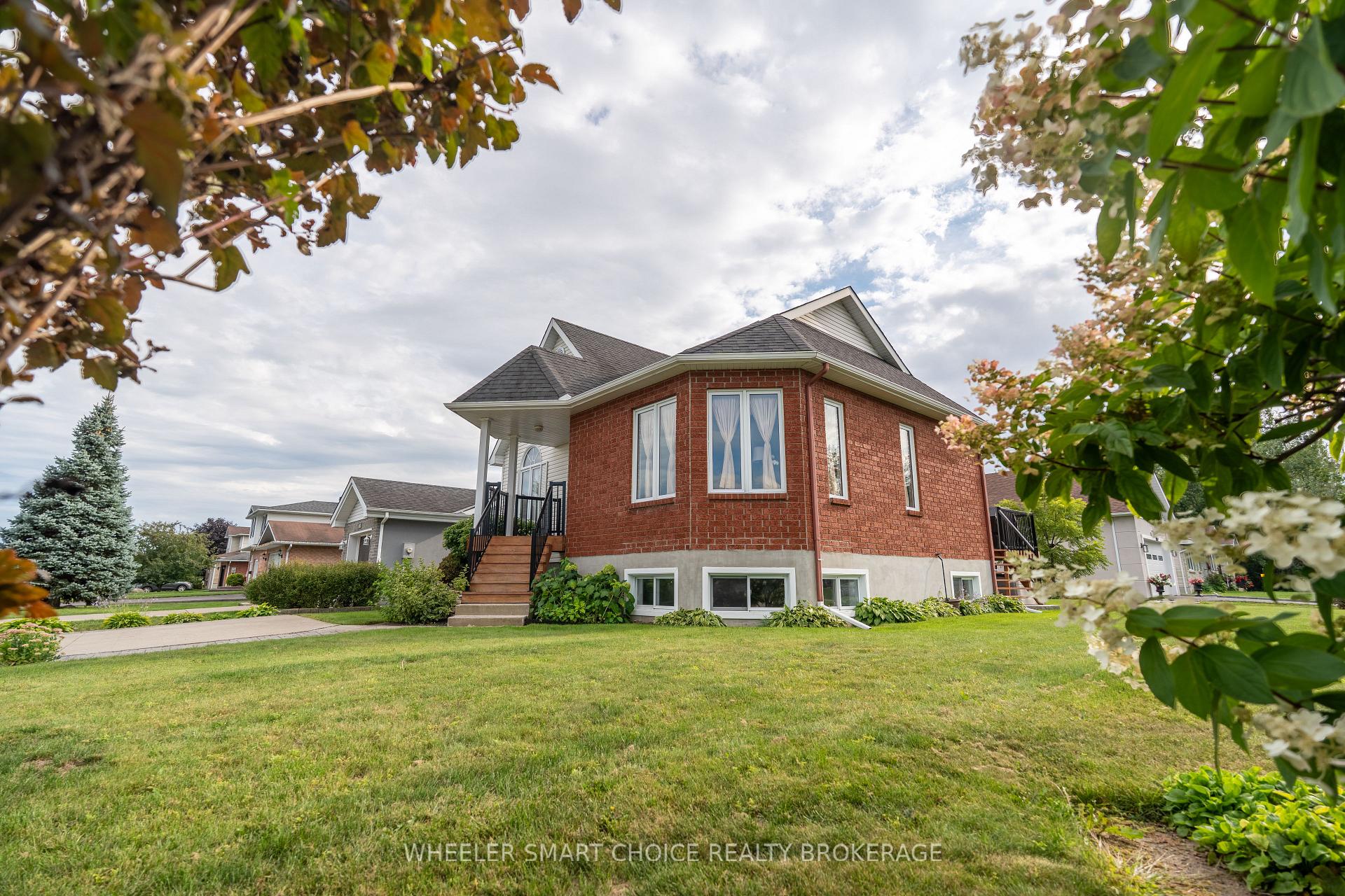Photo 2 of 49 Barnhart Drive, South Stormont, Long Sault — HOMEH