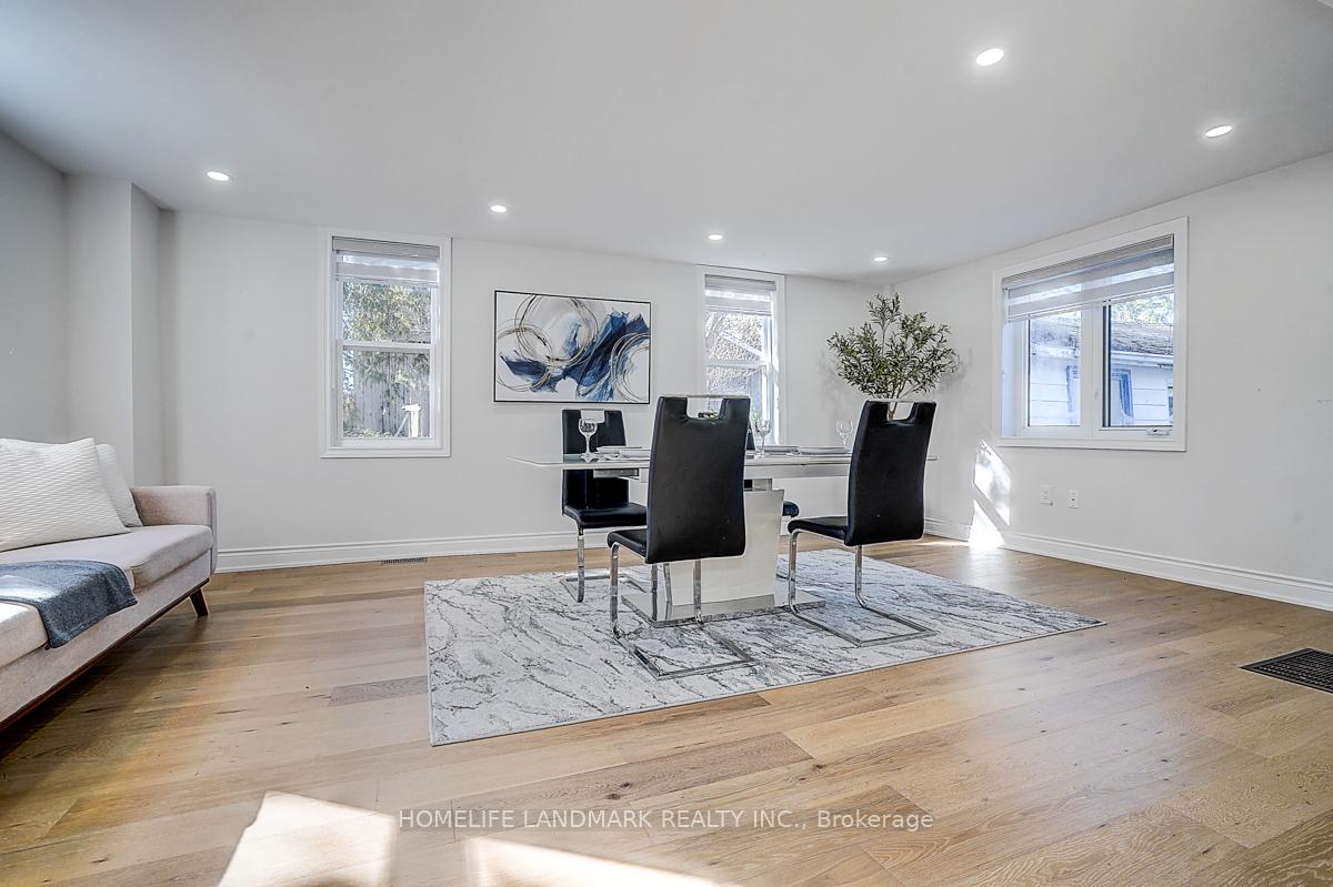 Photo 5 of 18846 Leslie Street, East Gwillimbury, Sharon — HOMEH