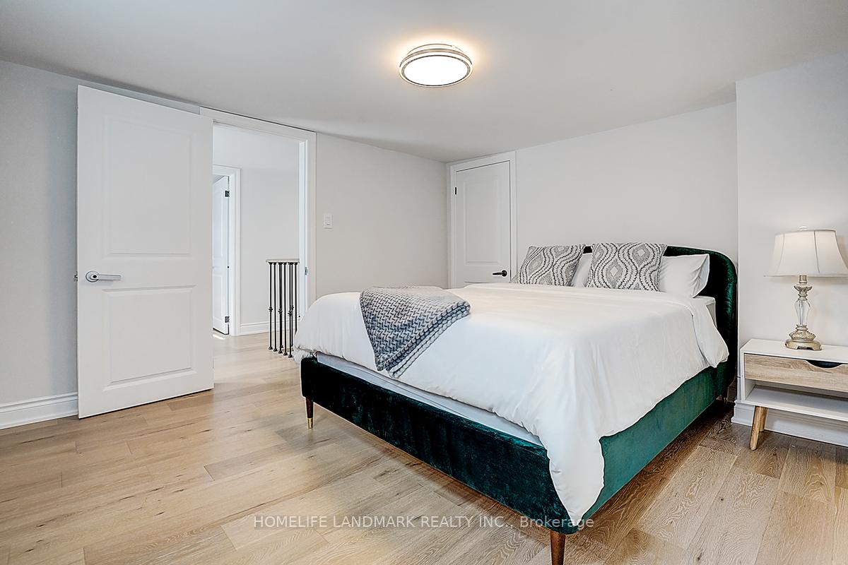 Photo 26 of 18846 Leslie Street, East Gwillimbury, Sharon — HOMEH