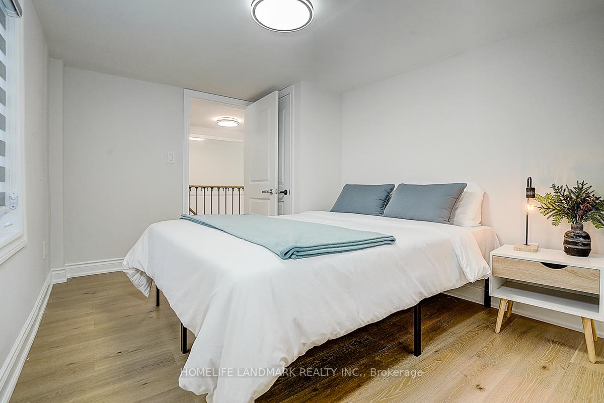 Photo 31 of 18846 Leslie Street, East Gwillimbury, Sharon — HOMEH