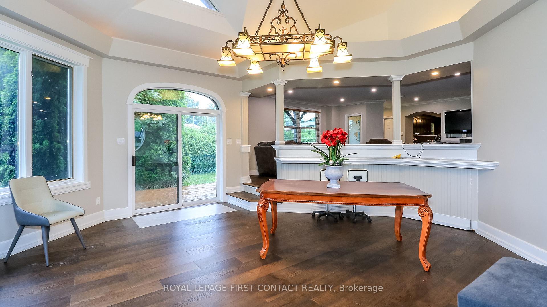 Photo 24 of 523 Lake Drive E, Georgina, Historic Lakeshore Communities — HOMEH