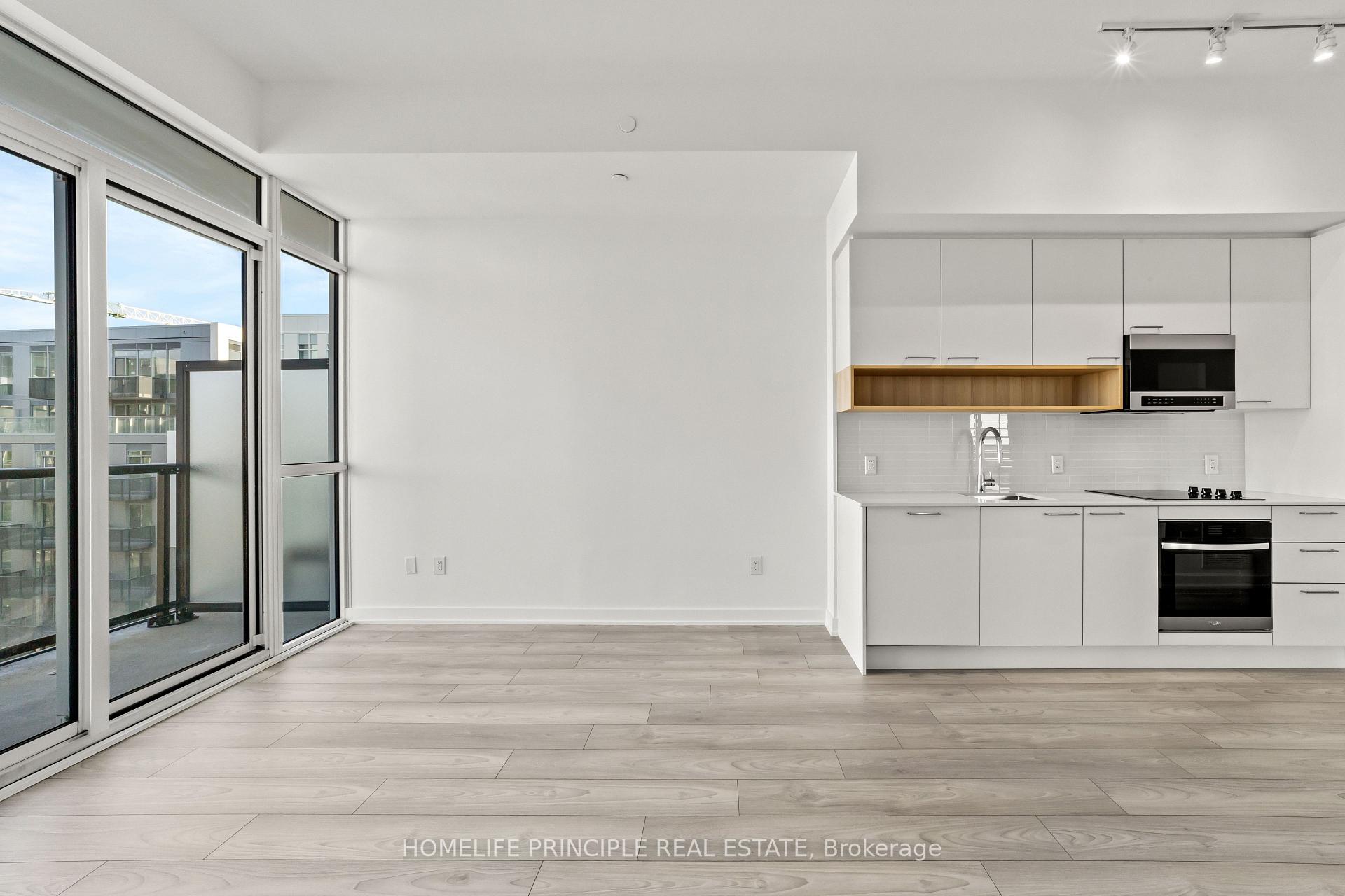 Photo 8 of Unit 716, 3005 Pine Glen Road, Oakville, Westmount — HOMEH